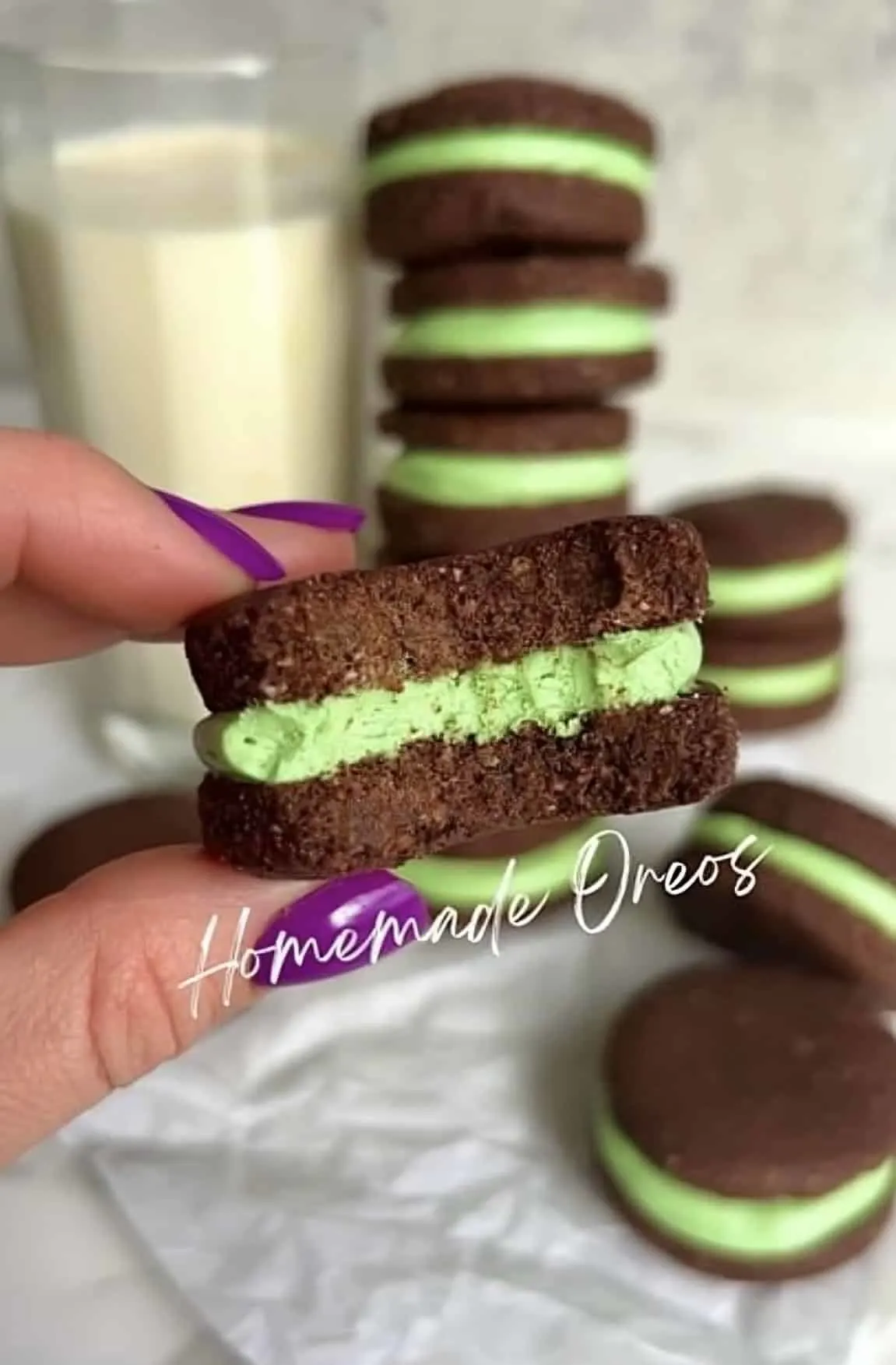 homemade-gluten-free-and-dairy-free-oreos-(better-for-you-copycat-cookies)