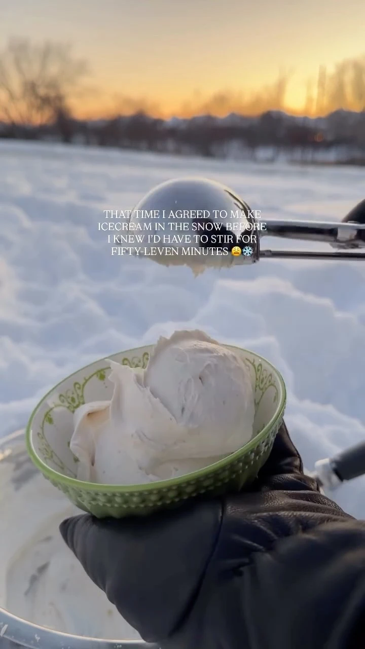 homemade-ice-cream-in-the-snow