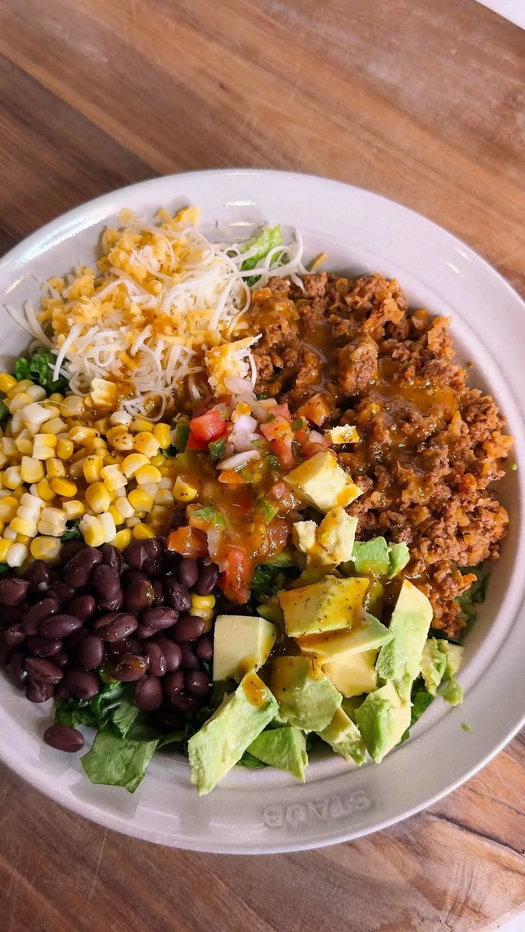 taco-salad-with-copycat-chipotle-honey-vinaigrette