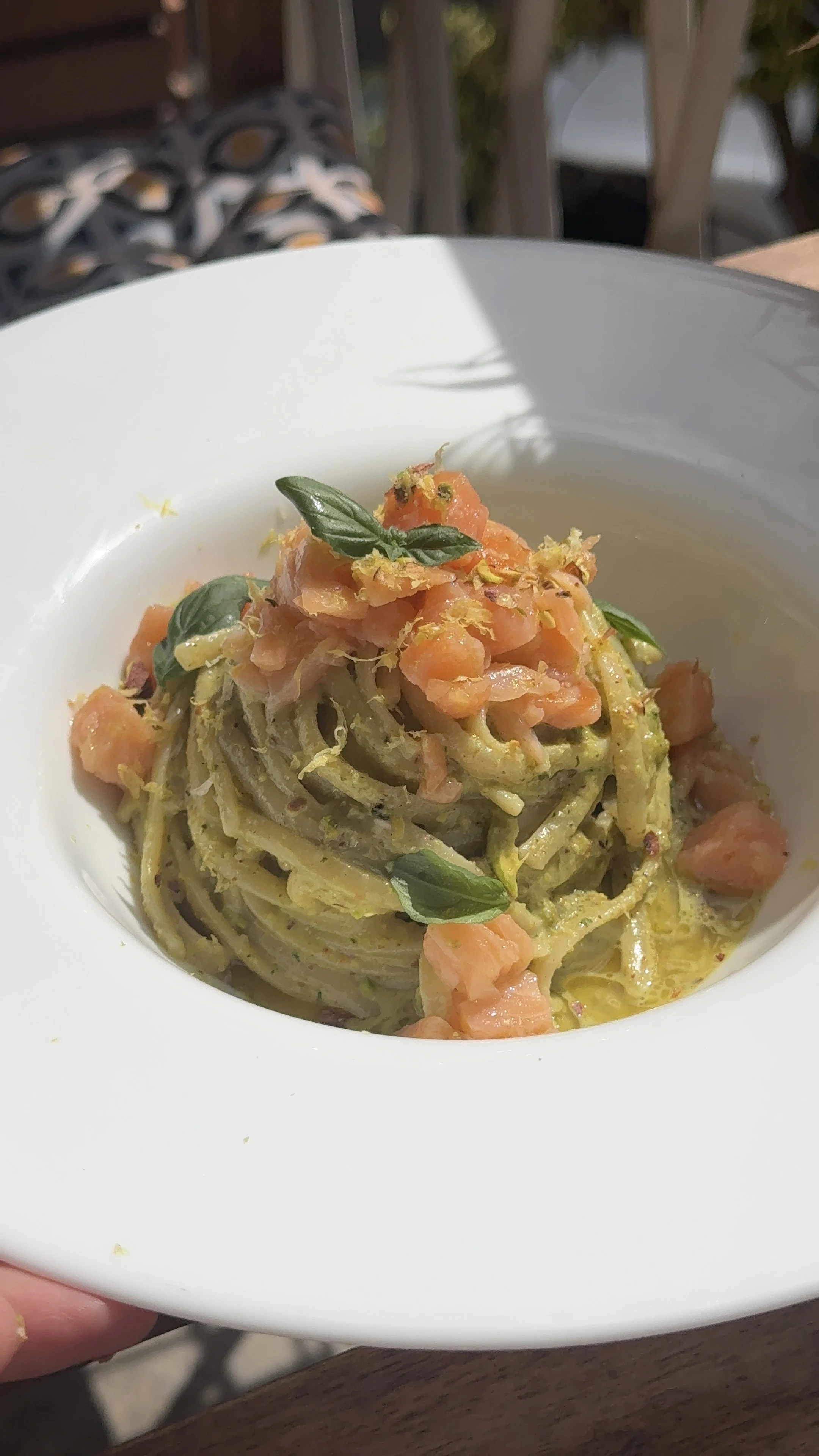 pistachio-pesto-pasta-with-salmon-tartare