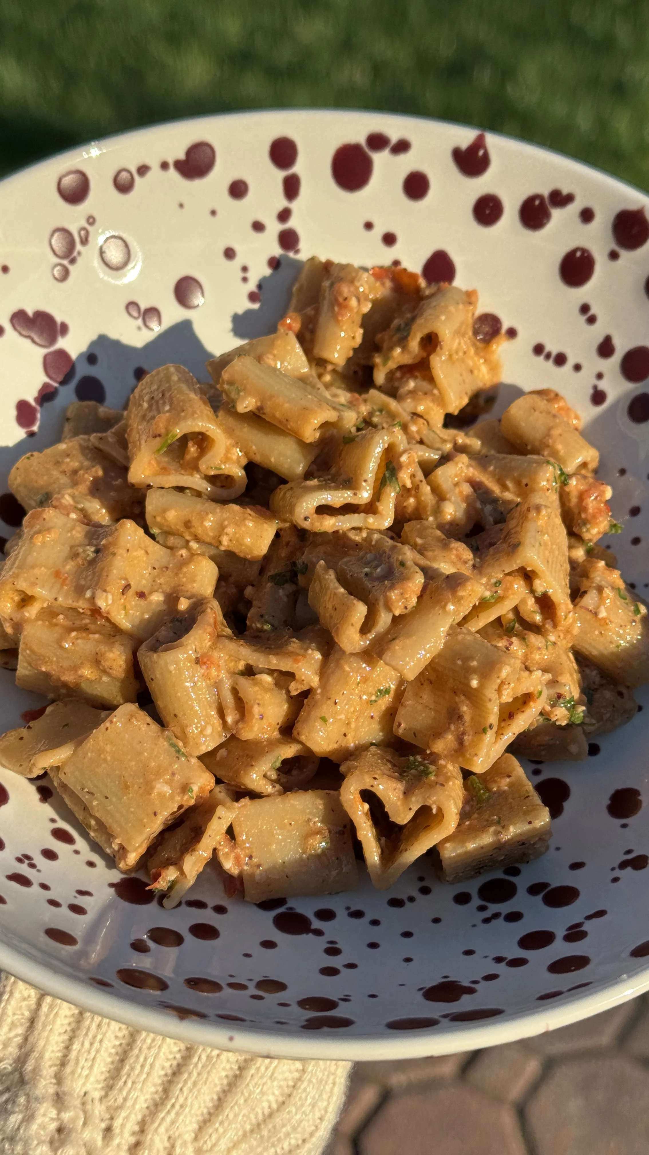 red-pepper-pesto-pasta