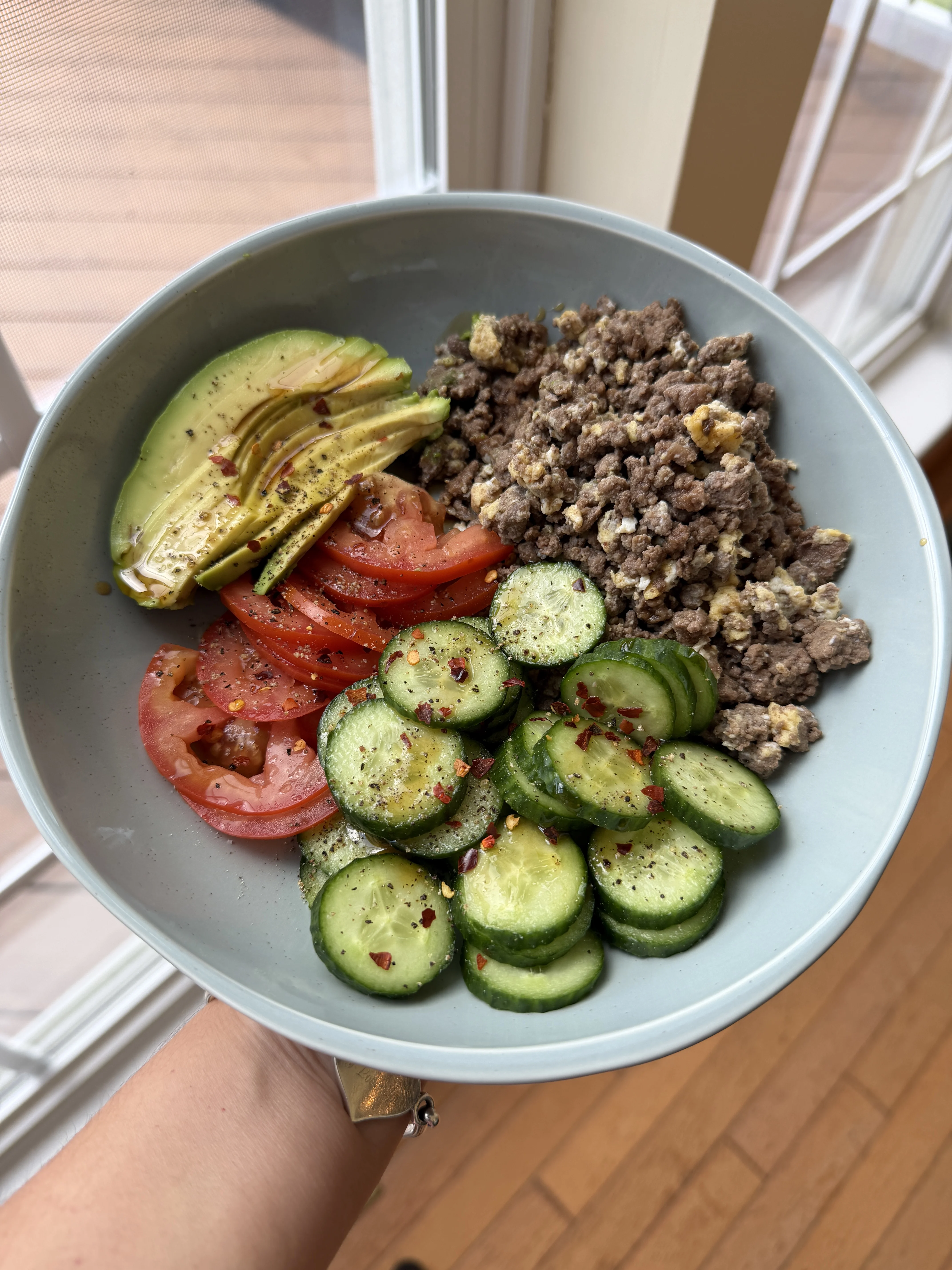 low-carb-beef-and-veggies-bowl-meal-prep