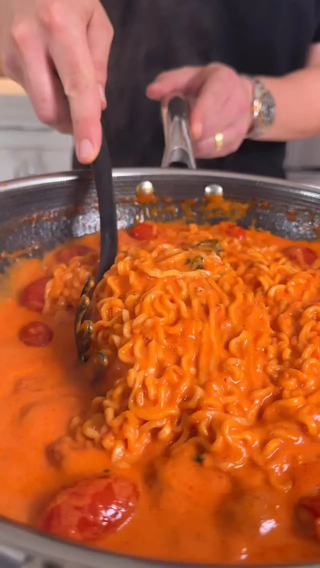ramen-x-spicy-alla-vodka-sauce