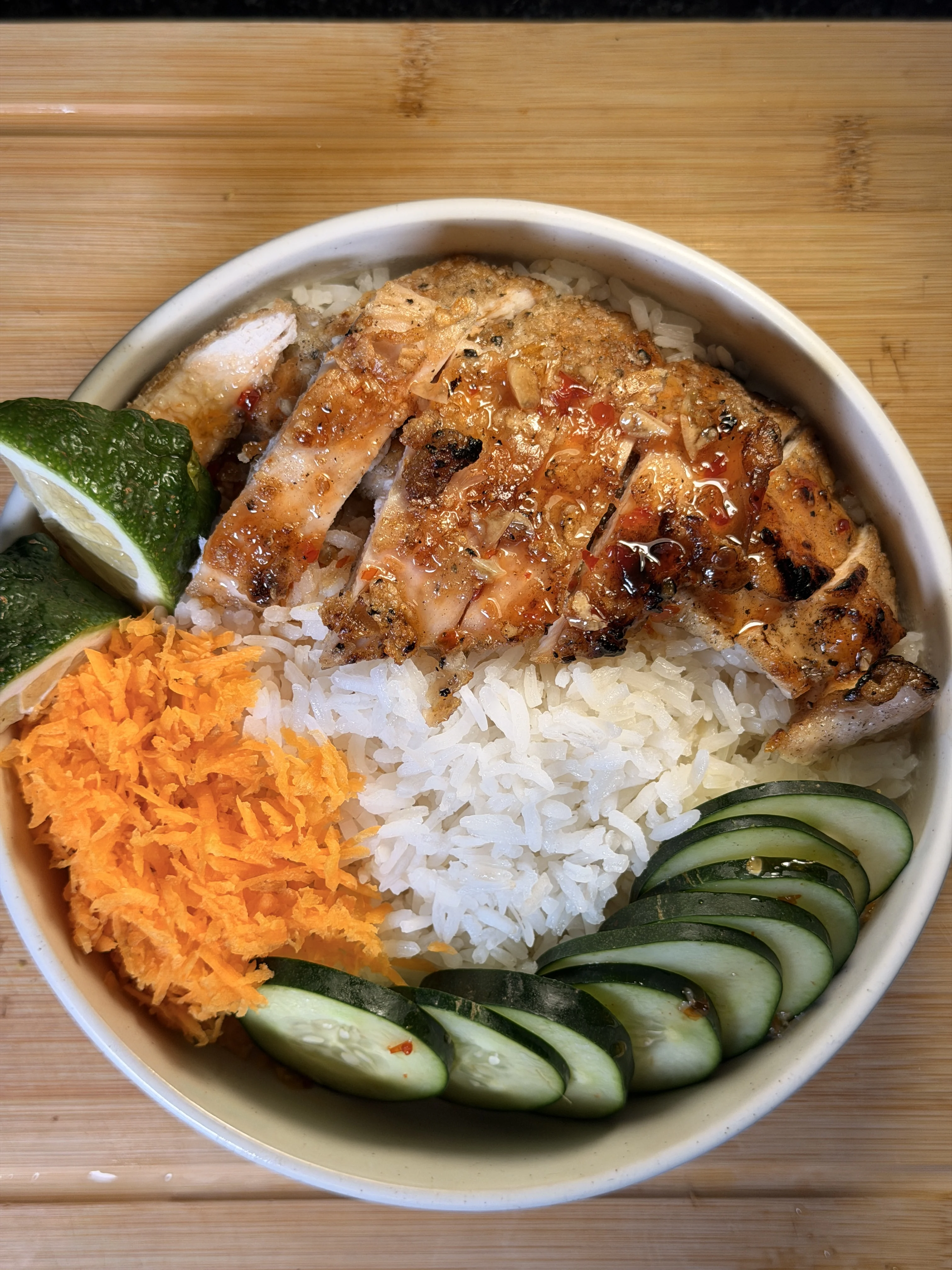 sweet-chili-chicken-rice-bowl