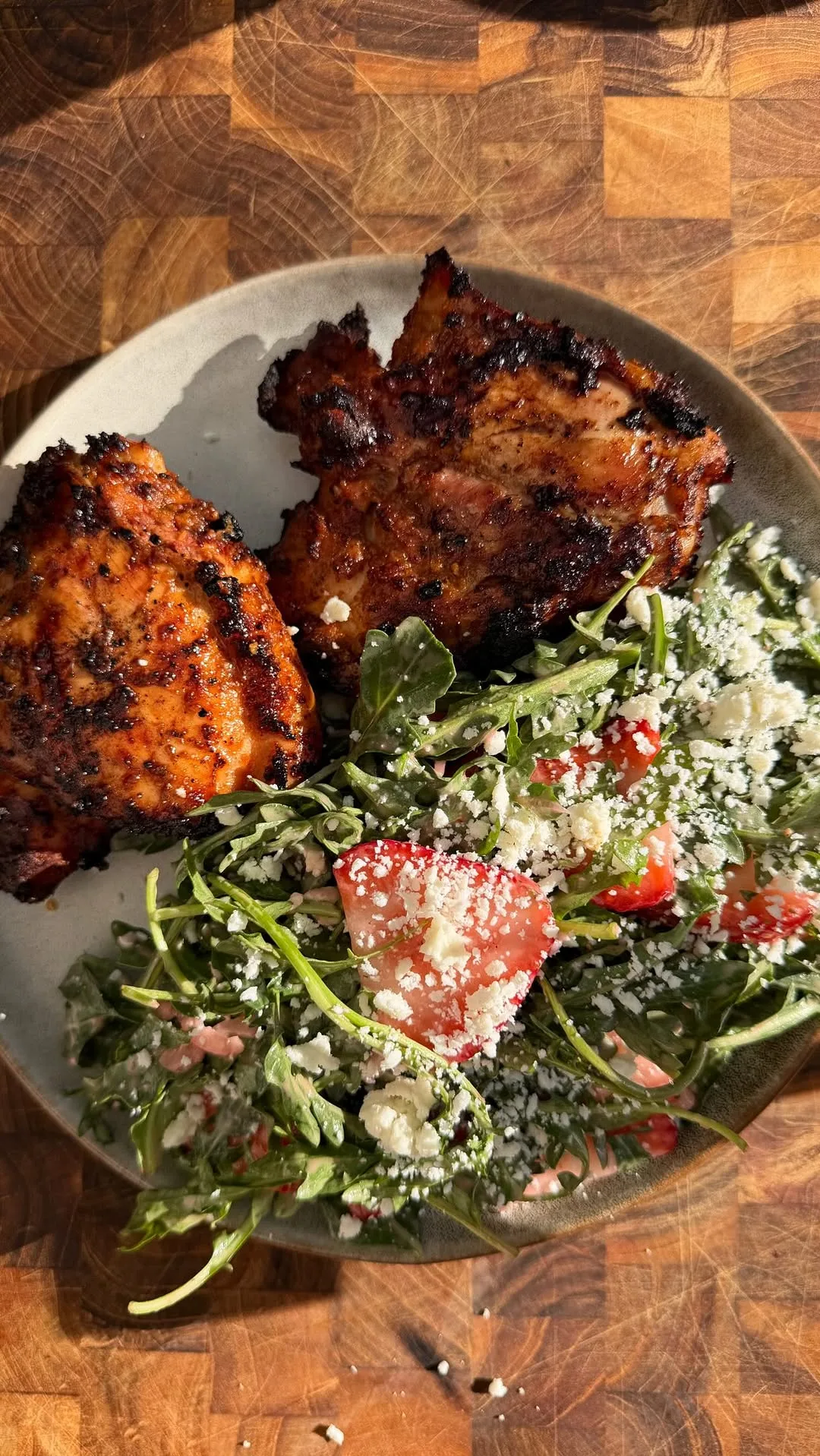 habanero-grilled-chicken-strawberry-salad