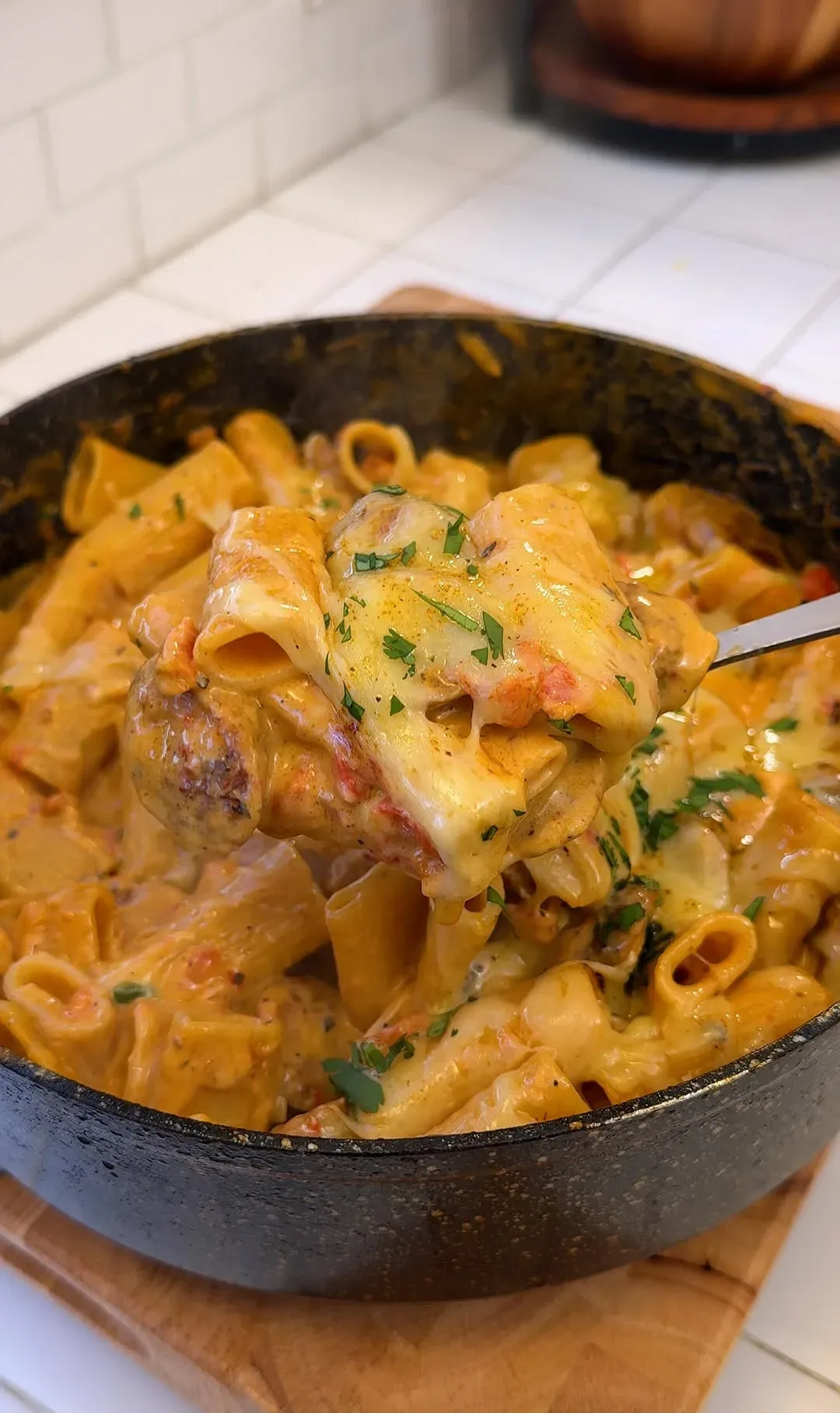 one-pot-creamy-cajun-sausage-pasta