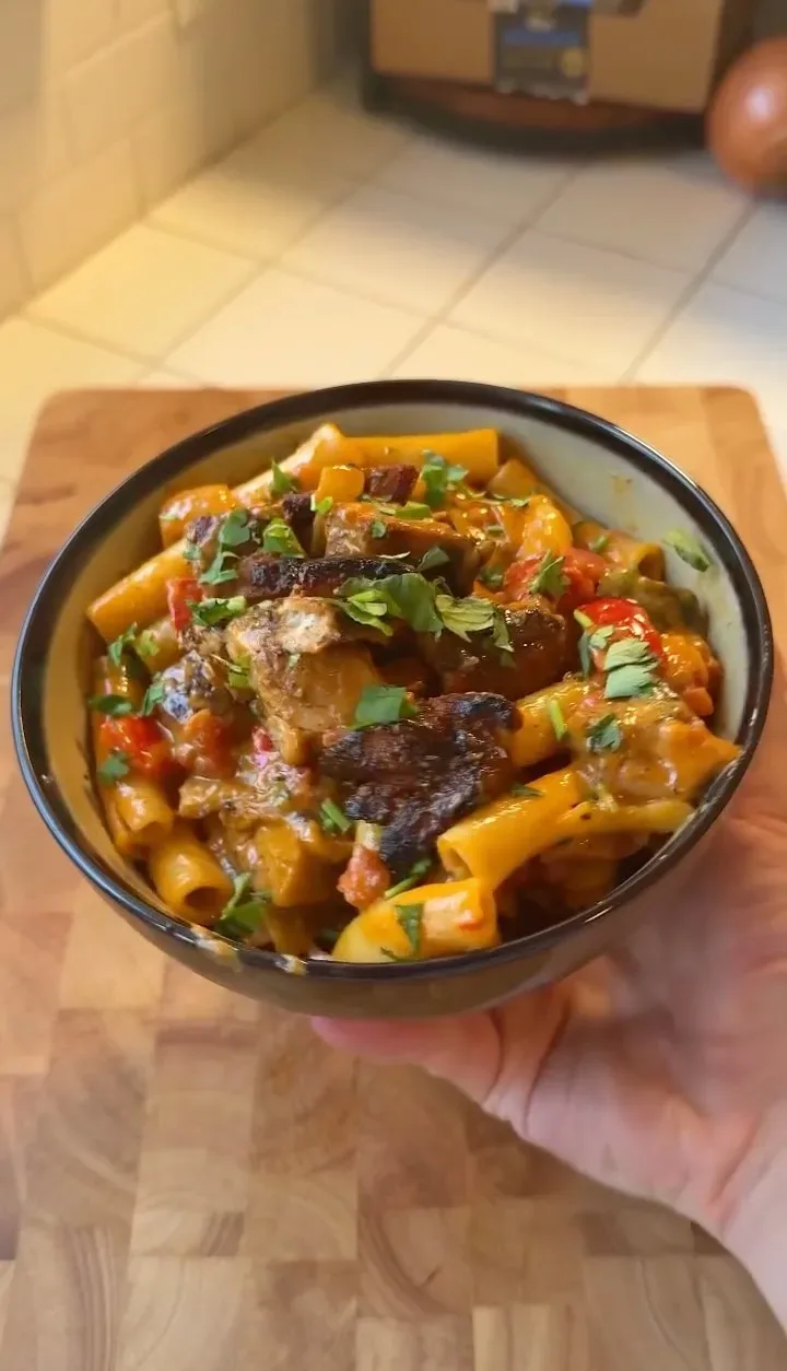 creamy-southwest-chicken-pasta
