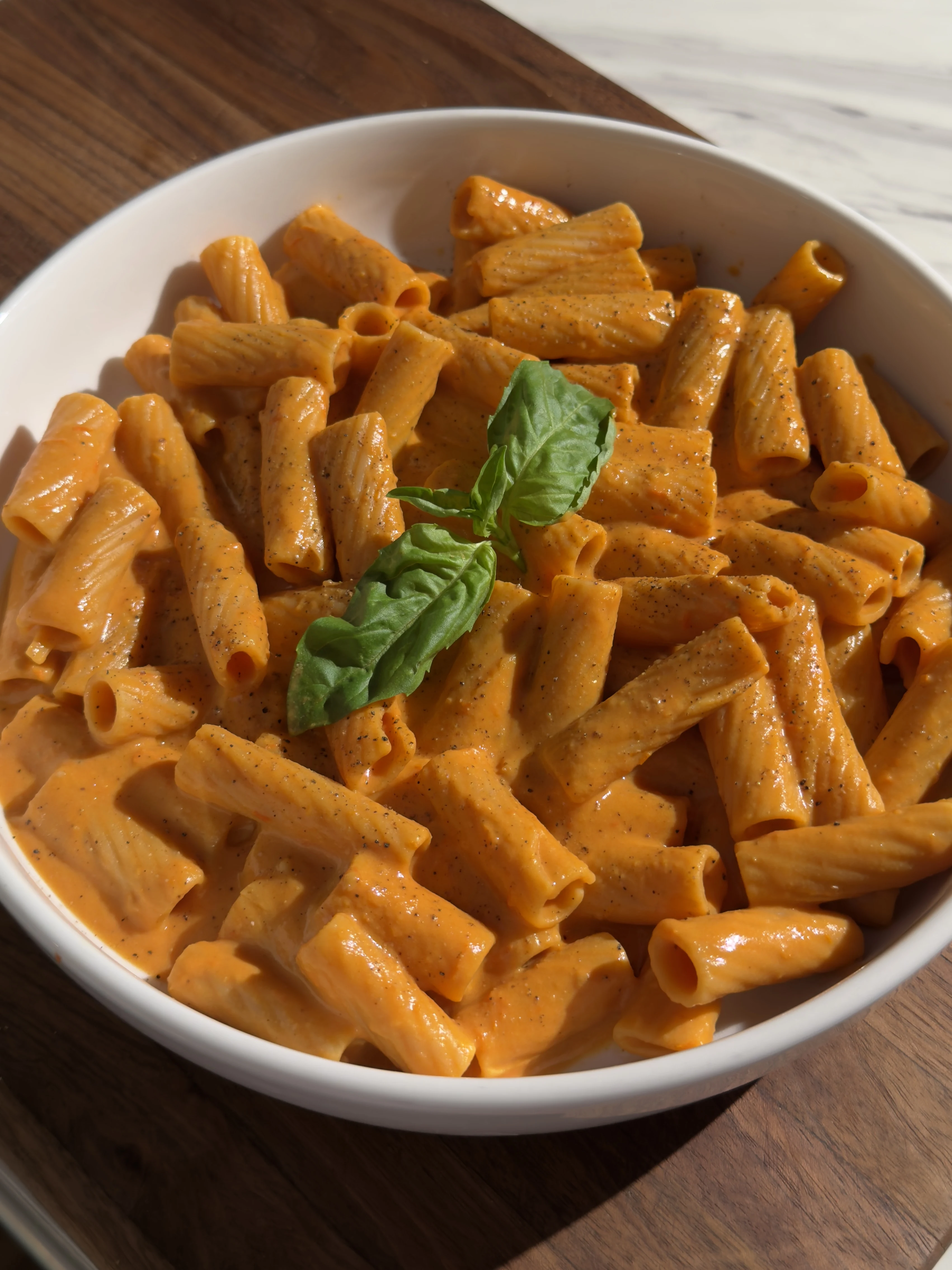 20-minute-cherry-tomato-protein-pasta