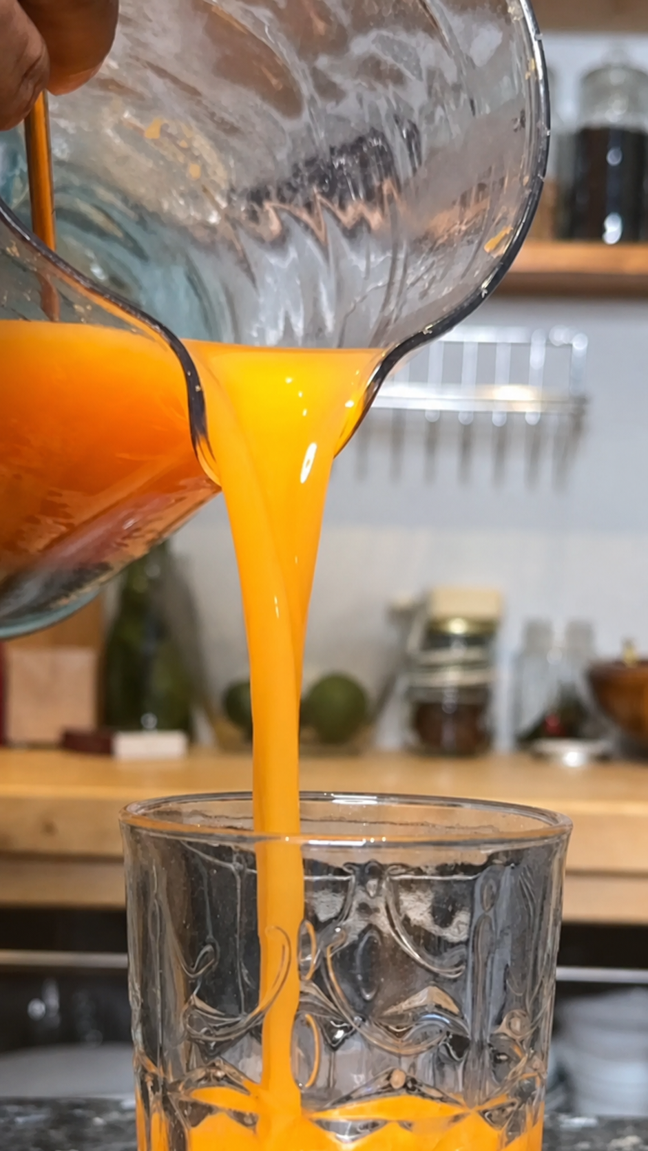 pineapple-carrot-and-ginger-juice