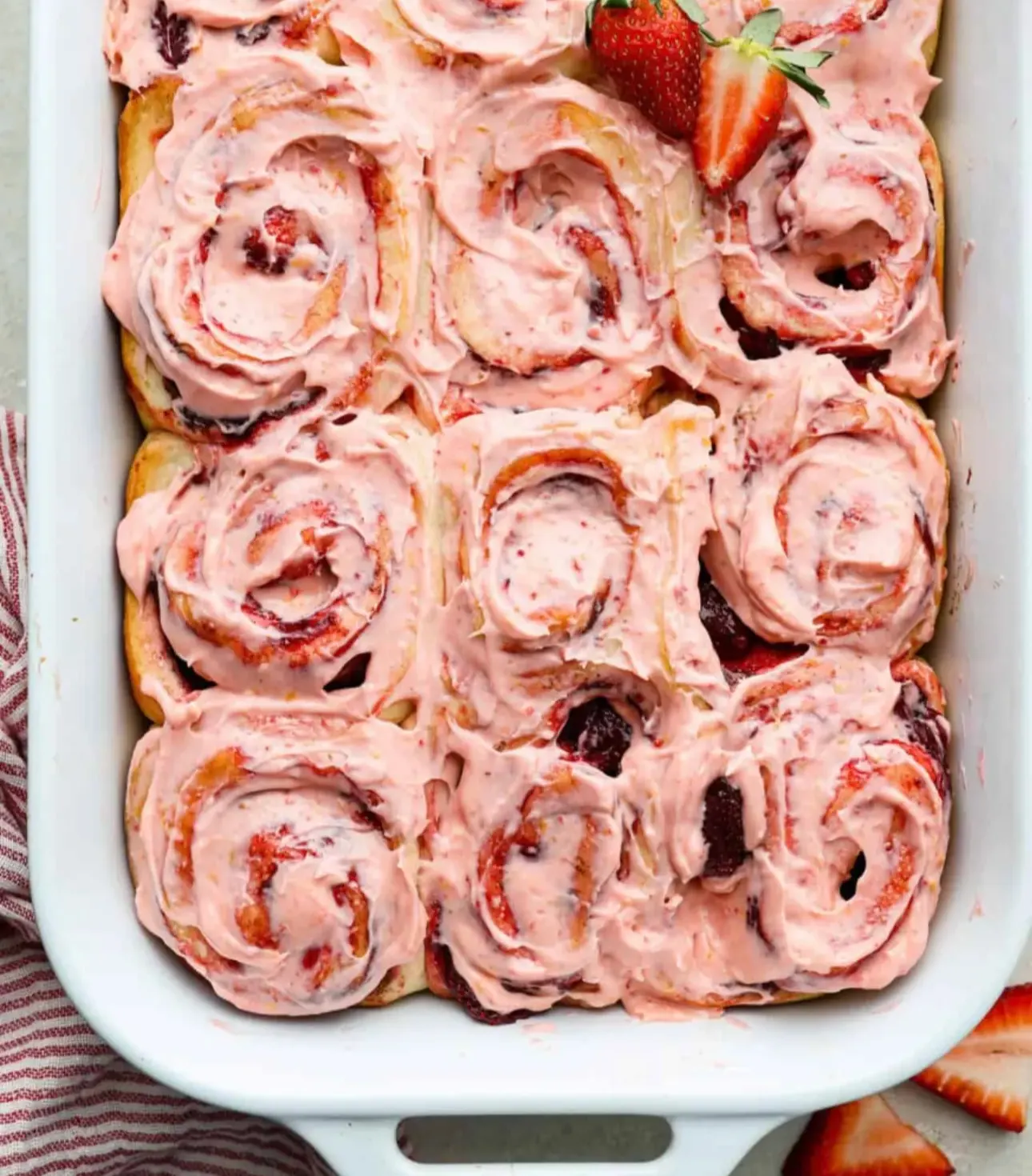 strawberry-cinnamon-rolls-with-strawberry-cream-cheese-frosting recipe