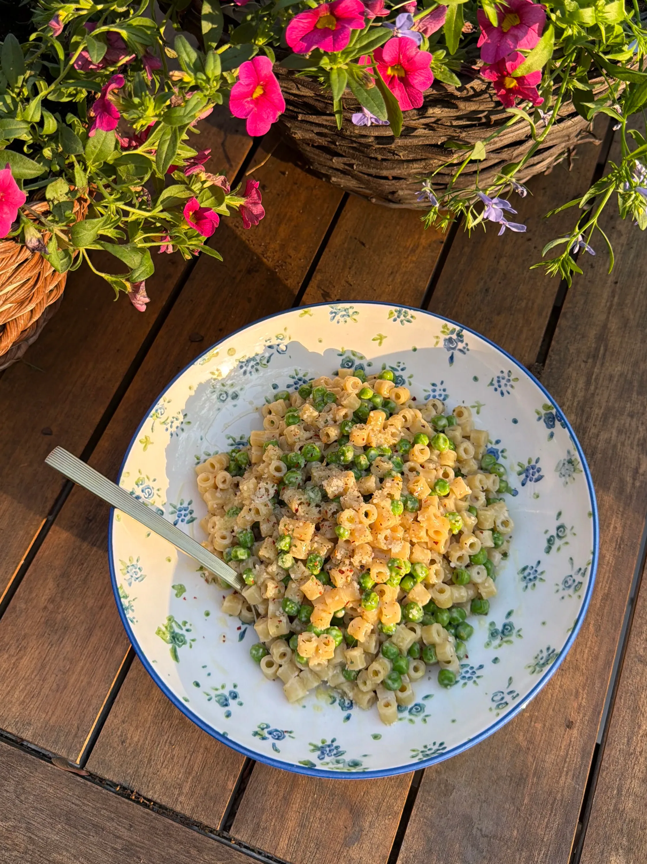 one-pan-cheese-and-peas