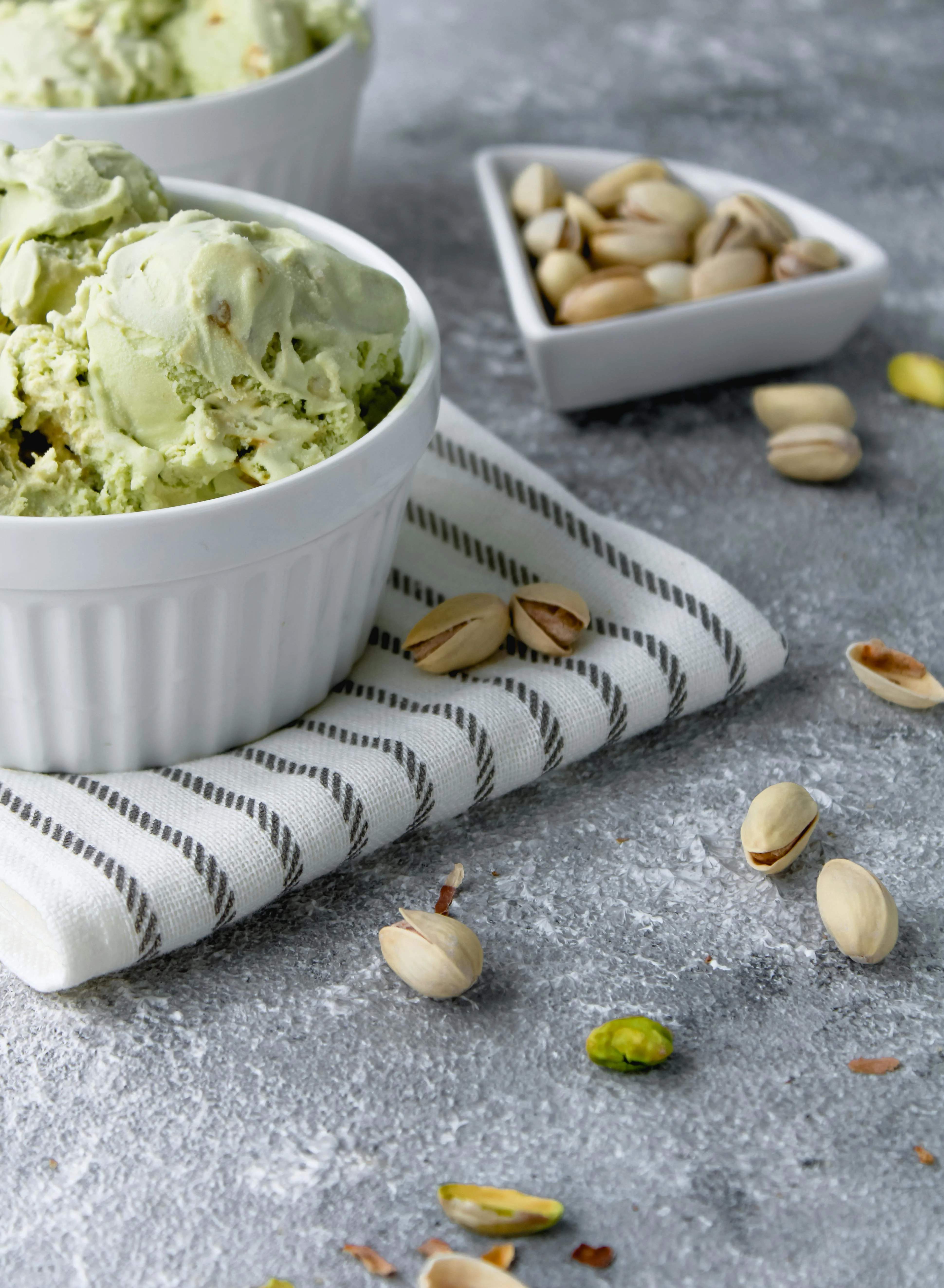 pistachio-gelato-easy