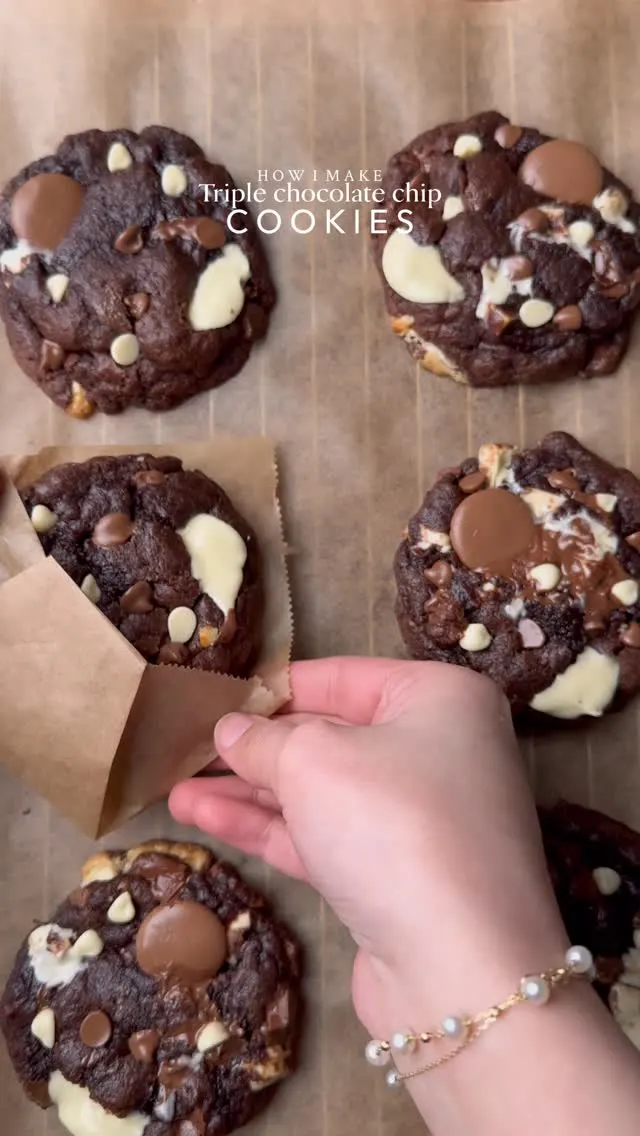triple-chocolate-chip-cookies