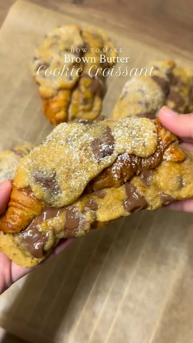 brown-butter-cookie-croissant