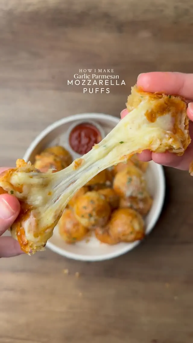 garlic-parmesan-mozzarella-puffs-with-ketchup