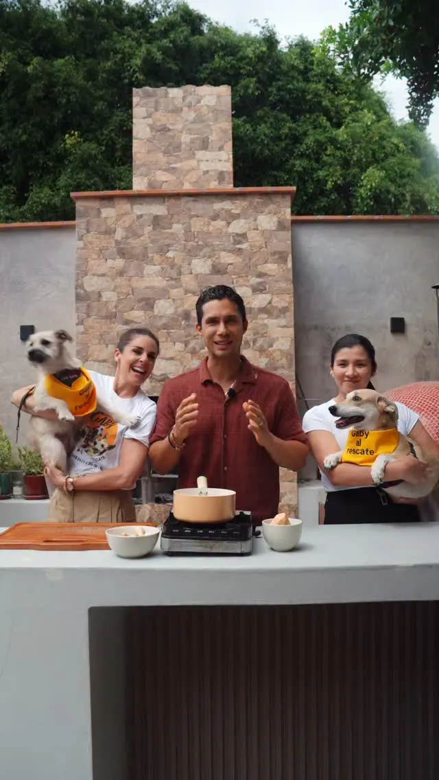 gomitas-nutritivas-de-camote-y-pollo-para-perros-nutritious-sweet-potato-and-chicken-gummies-for-dogs