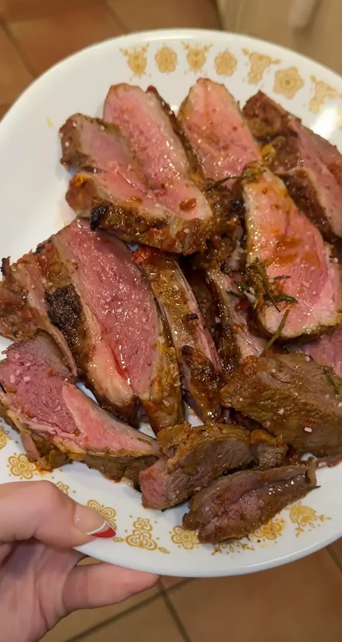 oven-roasted-lamb-leg
