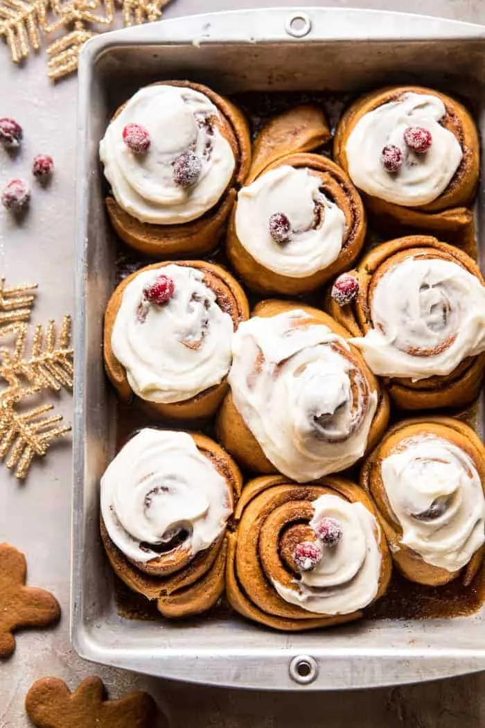 overnight-gingerbread-cinnamon-rolls
