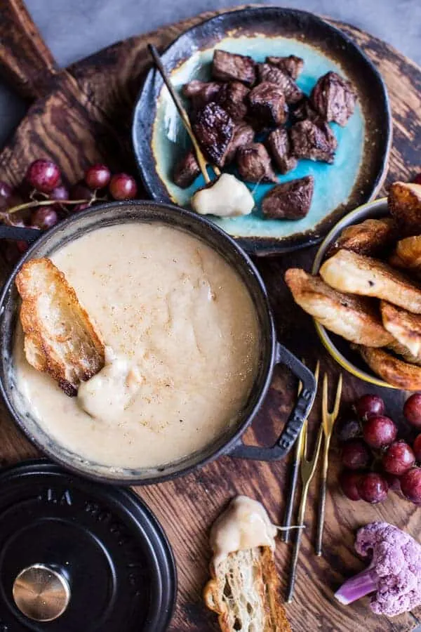 smoky-3-cheese-fondue-with-toasted-garlic-buttered-croissants.