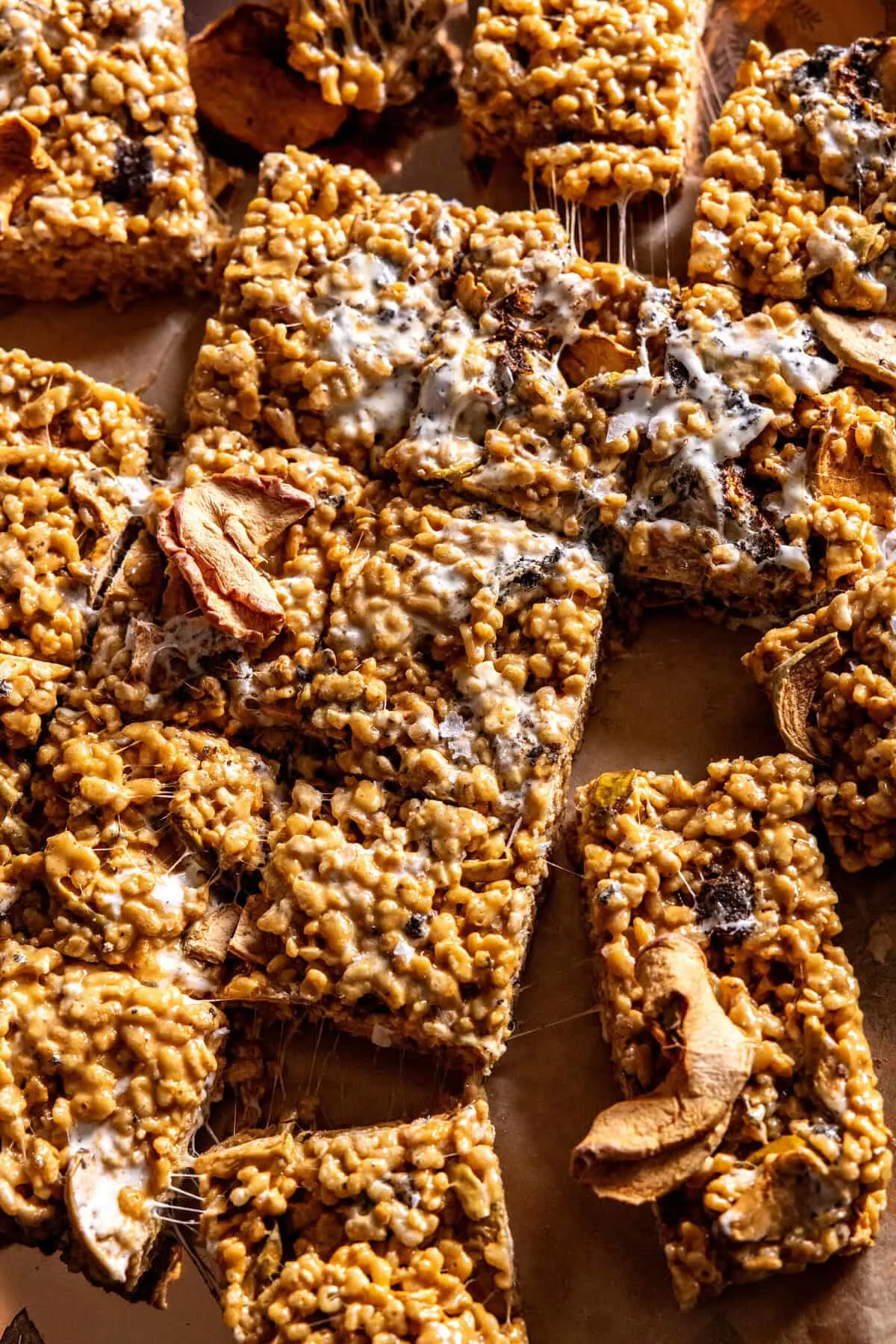 salted-caramel-apple-rice-krispie-treats
