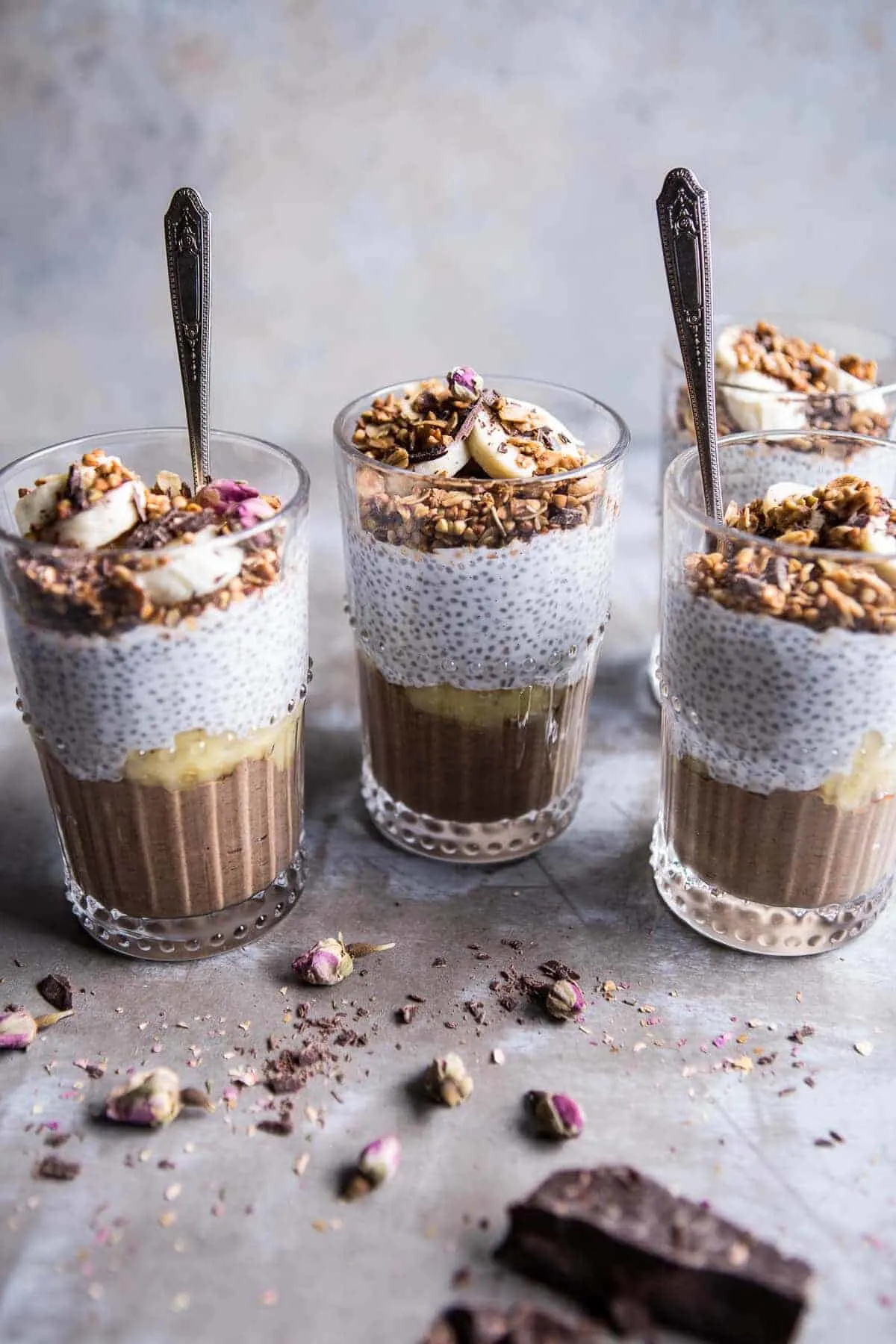 banana-and-chocolate-chia-cream-pie-parfaits.