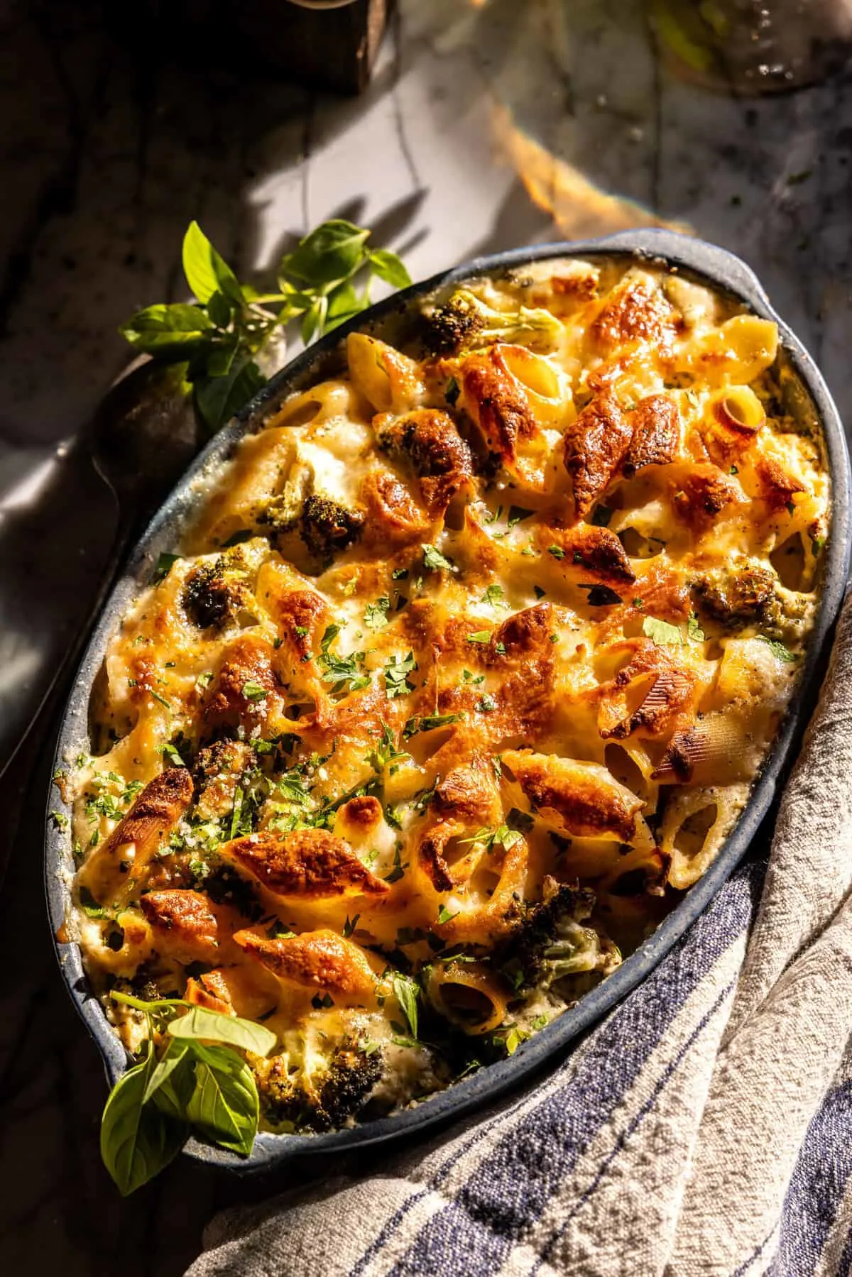 dump-and-bake-chicken-broccoli-alfredo-noodle-casserole