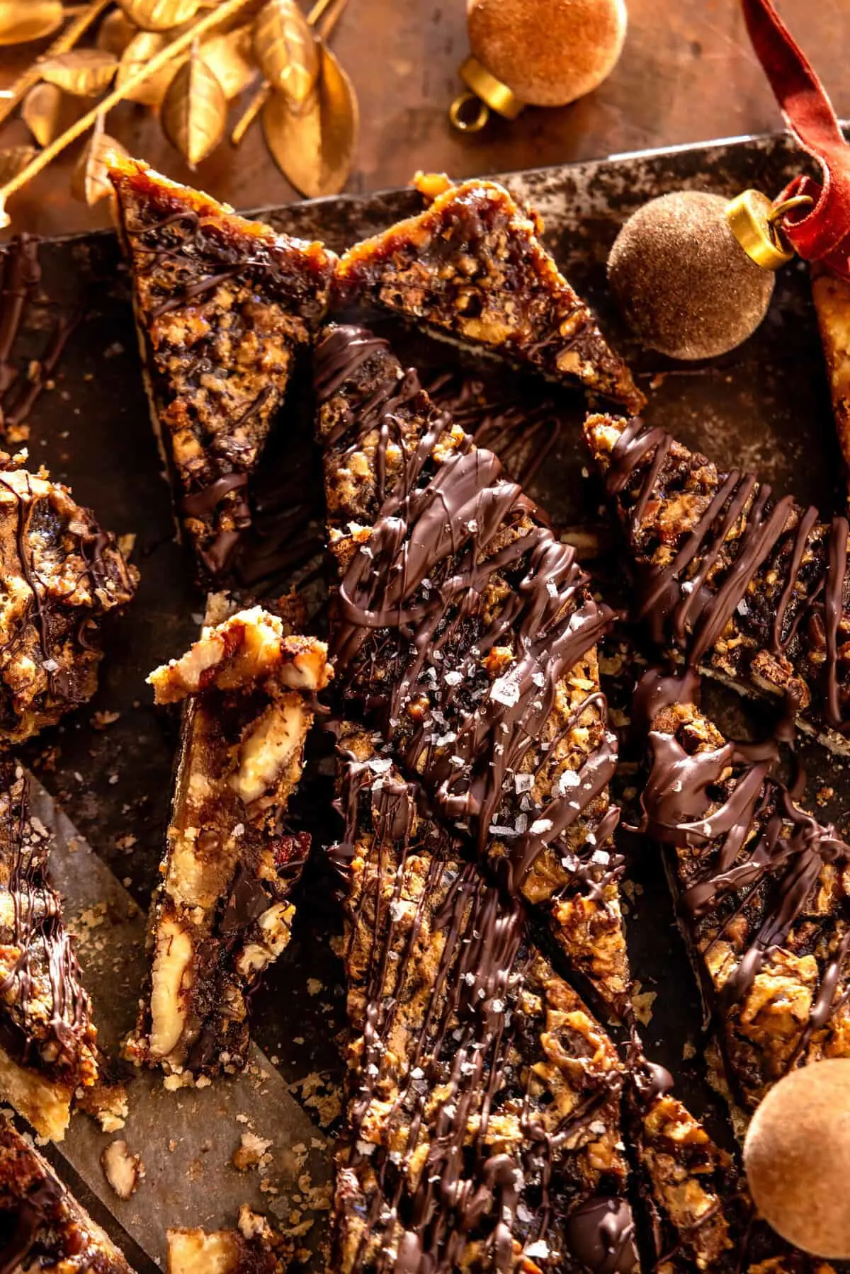 gooey-salted-brown-sugar-pecan-cookie-bars