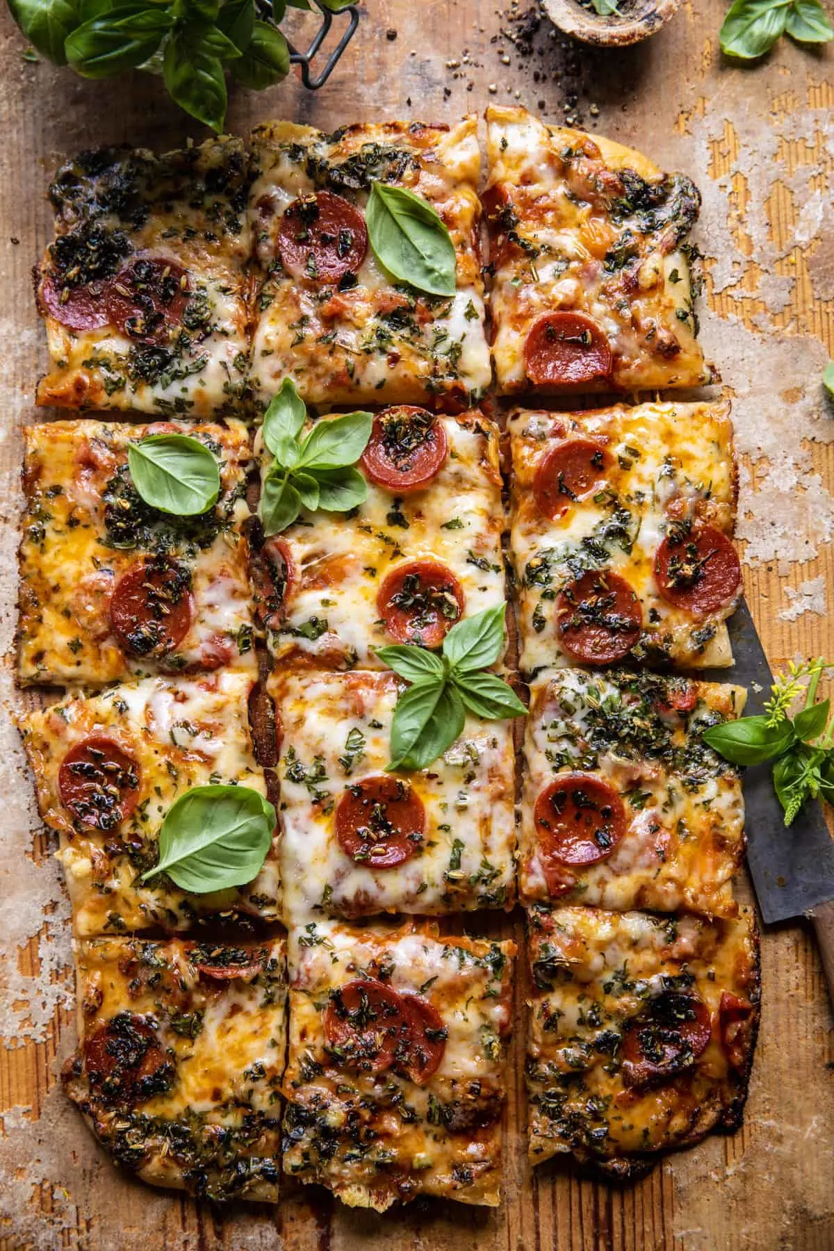 easy-sheet-pan-tomato-herb-pizza