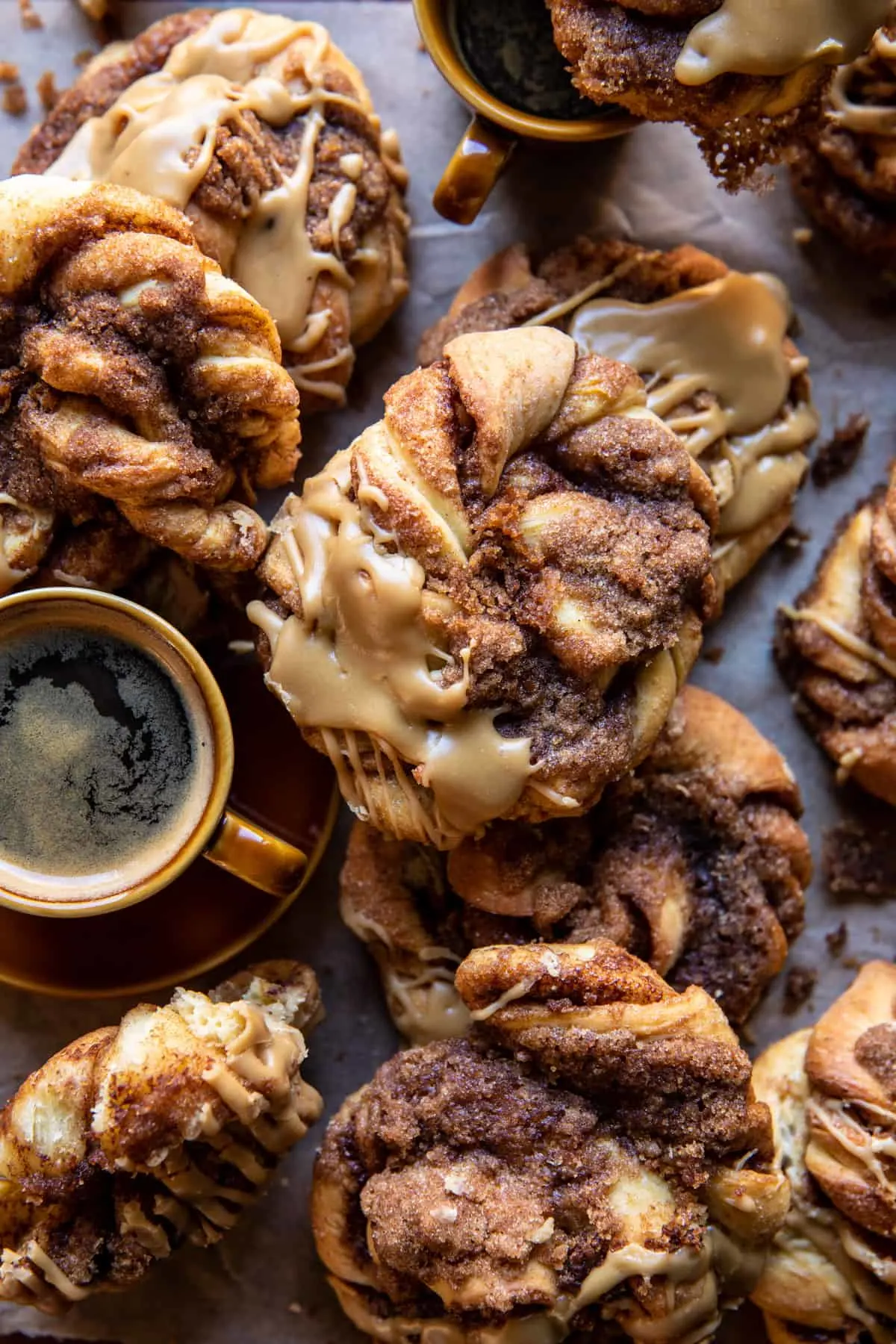 cinnamon-knots-with-coffee-icing