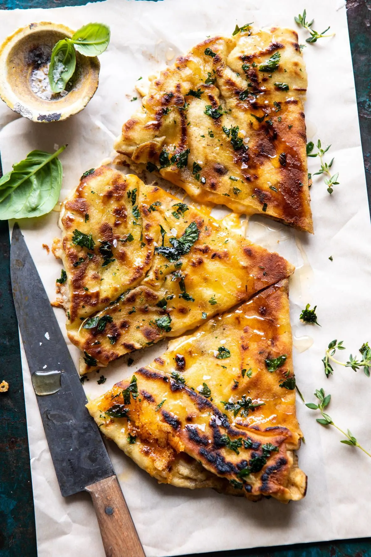 garlic-naan-grilled-cheese.