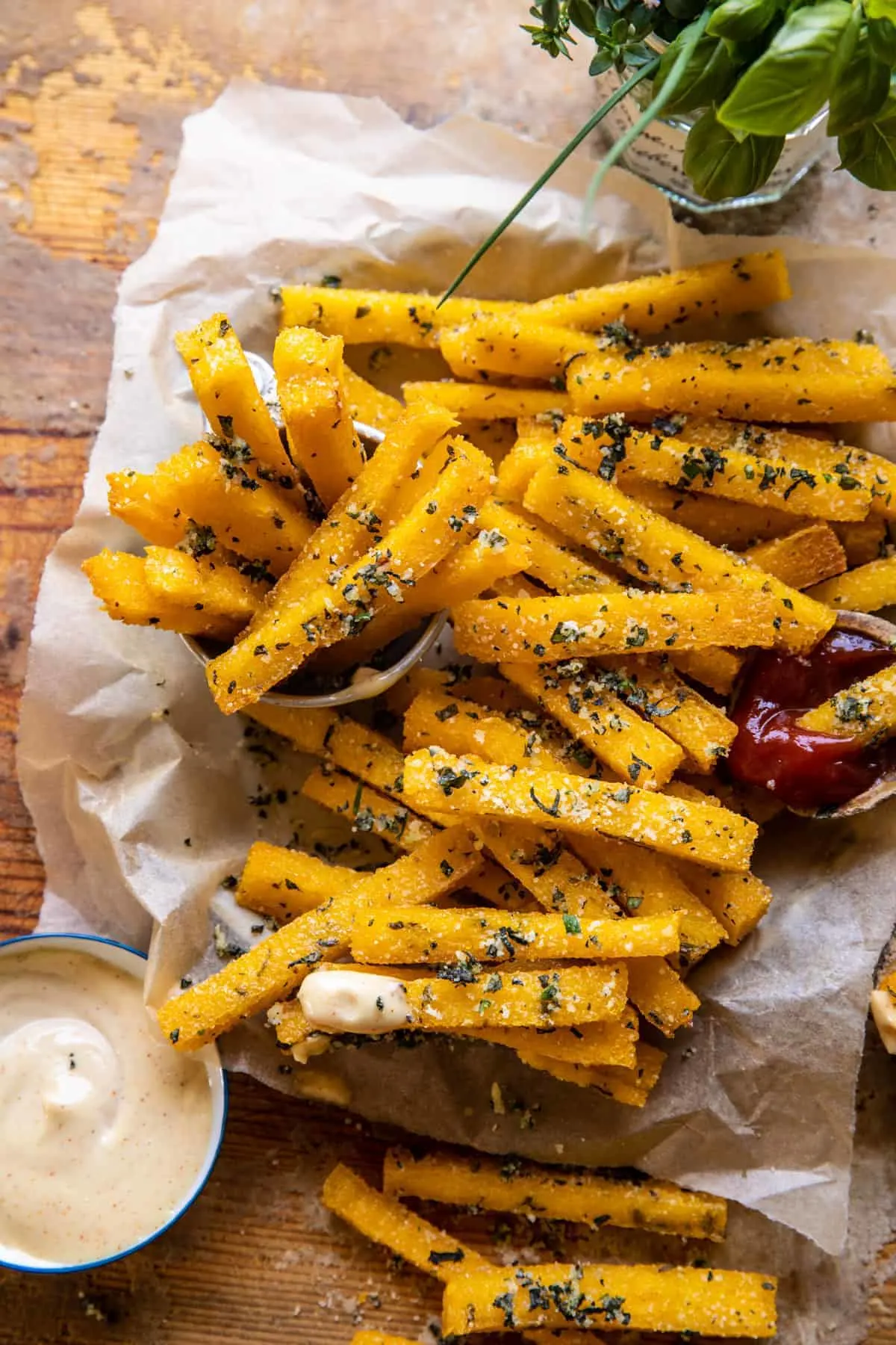 garlic-parmesan-herb-butter-polenta-fries-with-lemon-aioli
