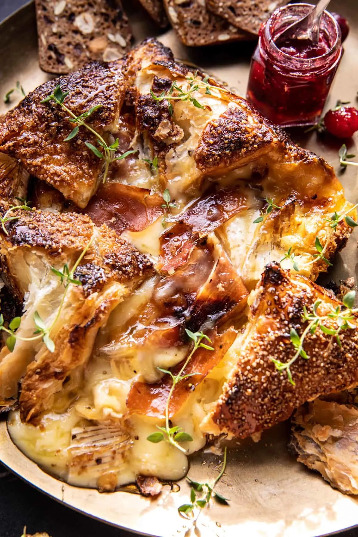 prosciutto-wrapped-baked-brie-in-pastry