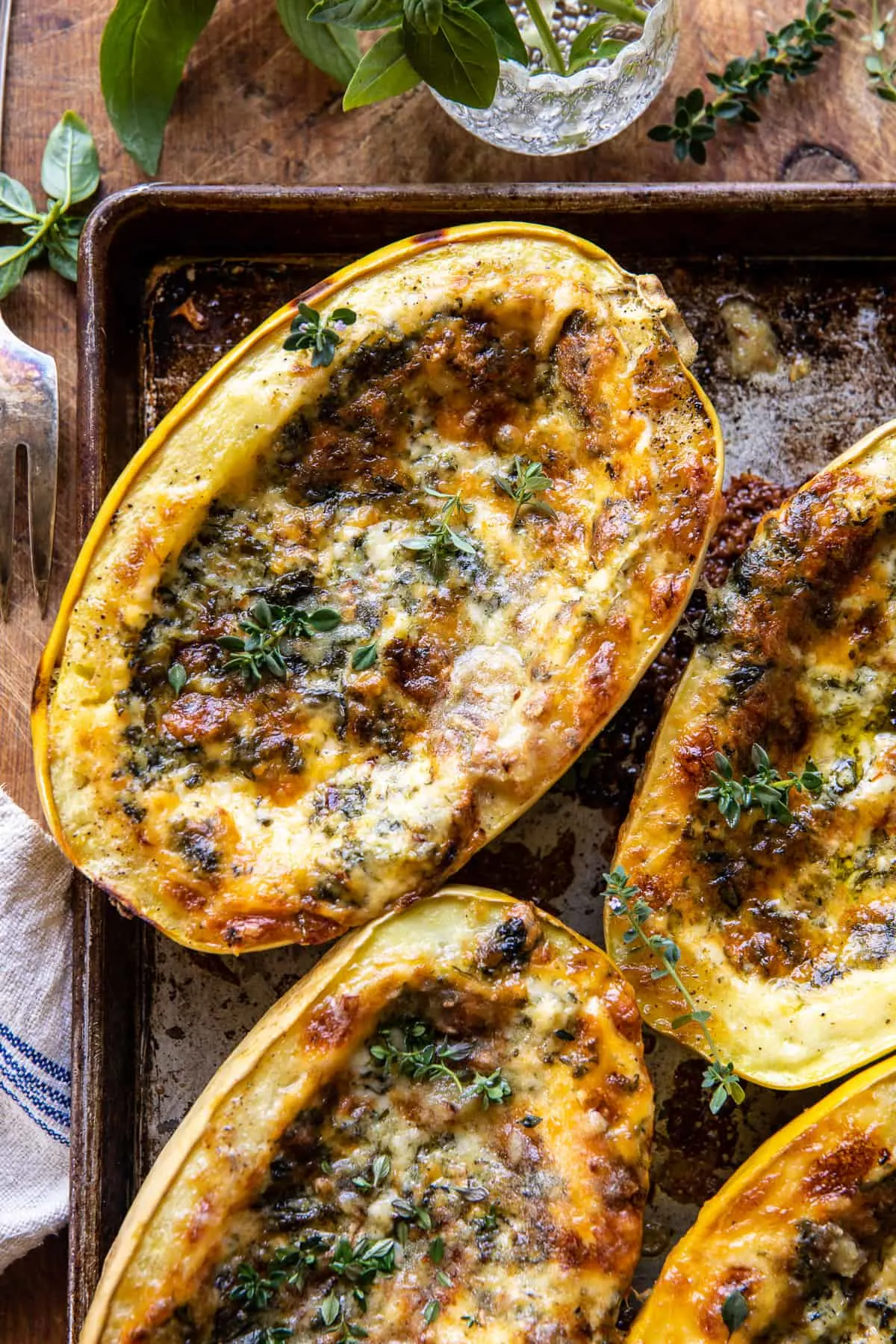 4-cheese-roasted-garlic-alfredo-stuffed-spaghetti-squash
