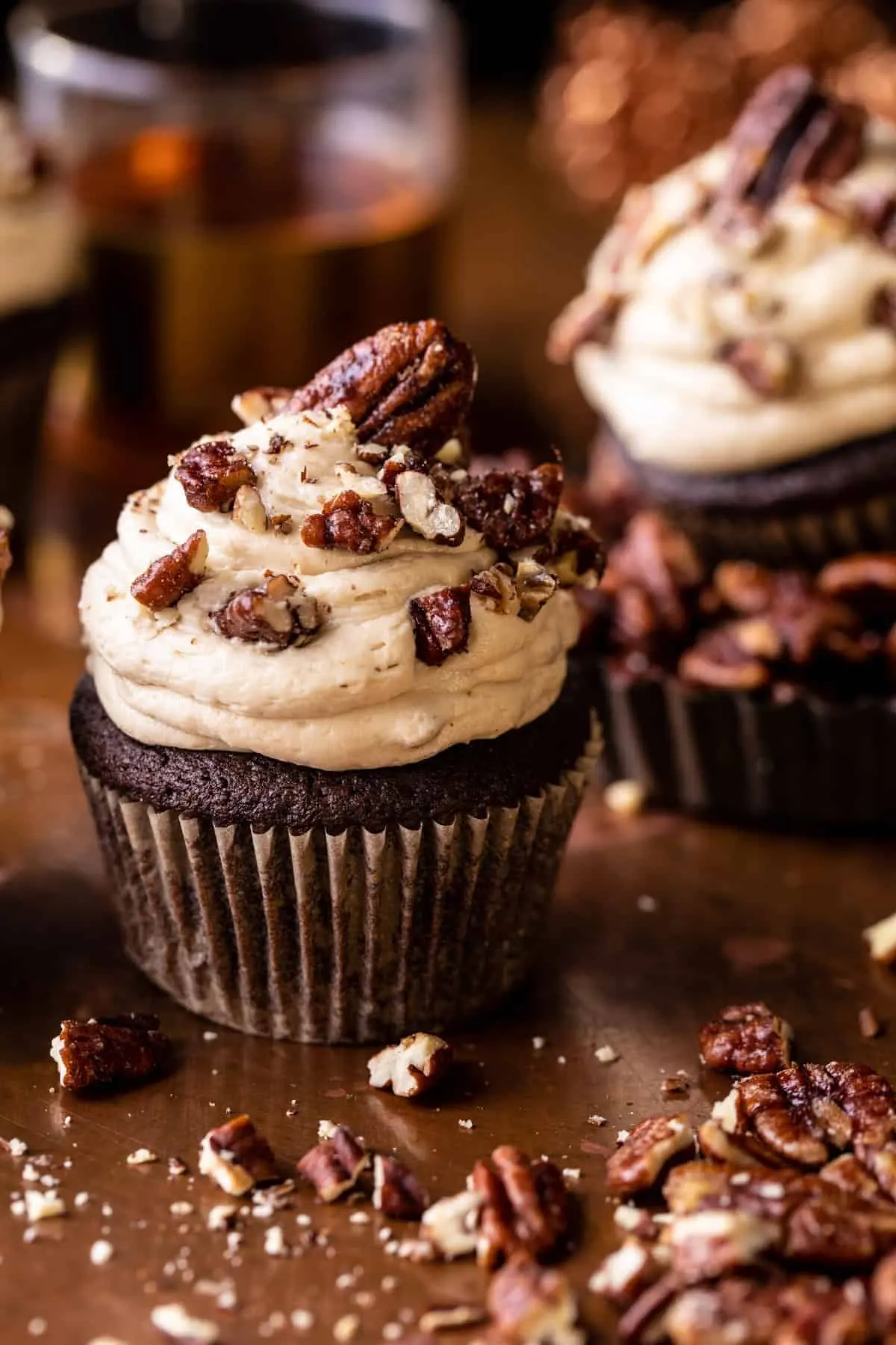 chocolate-bourbon-pecan-pie-cupcakes-with-butter-pecan-frosting.