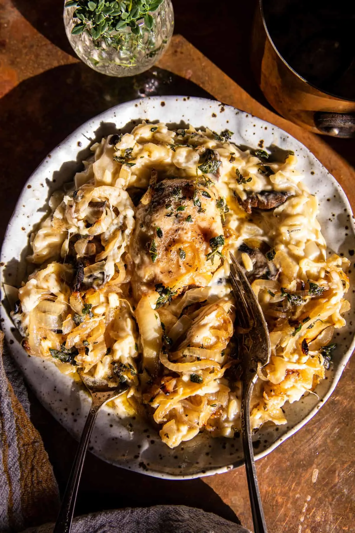 crockpot-creamy-french-onion-chicken-and-orzo