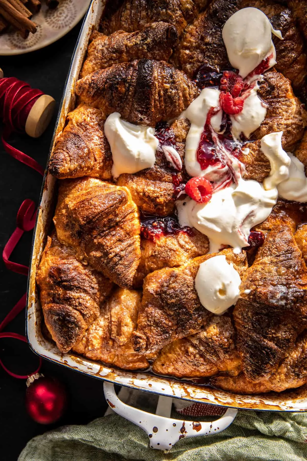 "bruleed"-eggnog-croissant-french-toast
