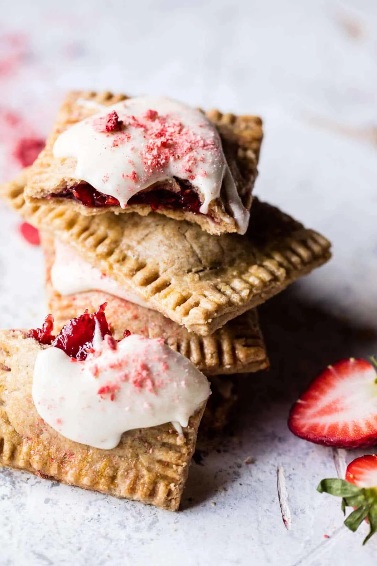homemade-strawberry-white-chocolate-pop-tarts