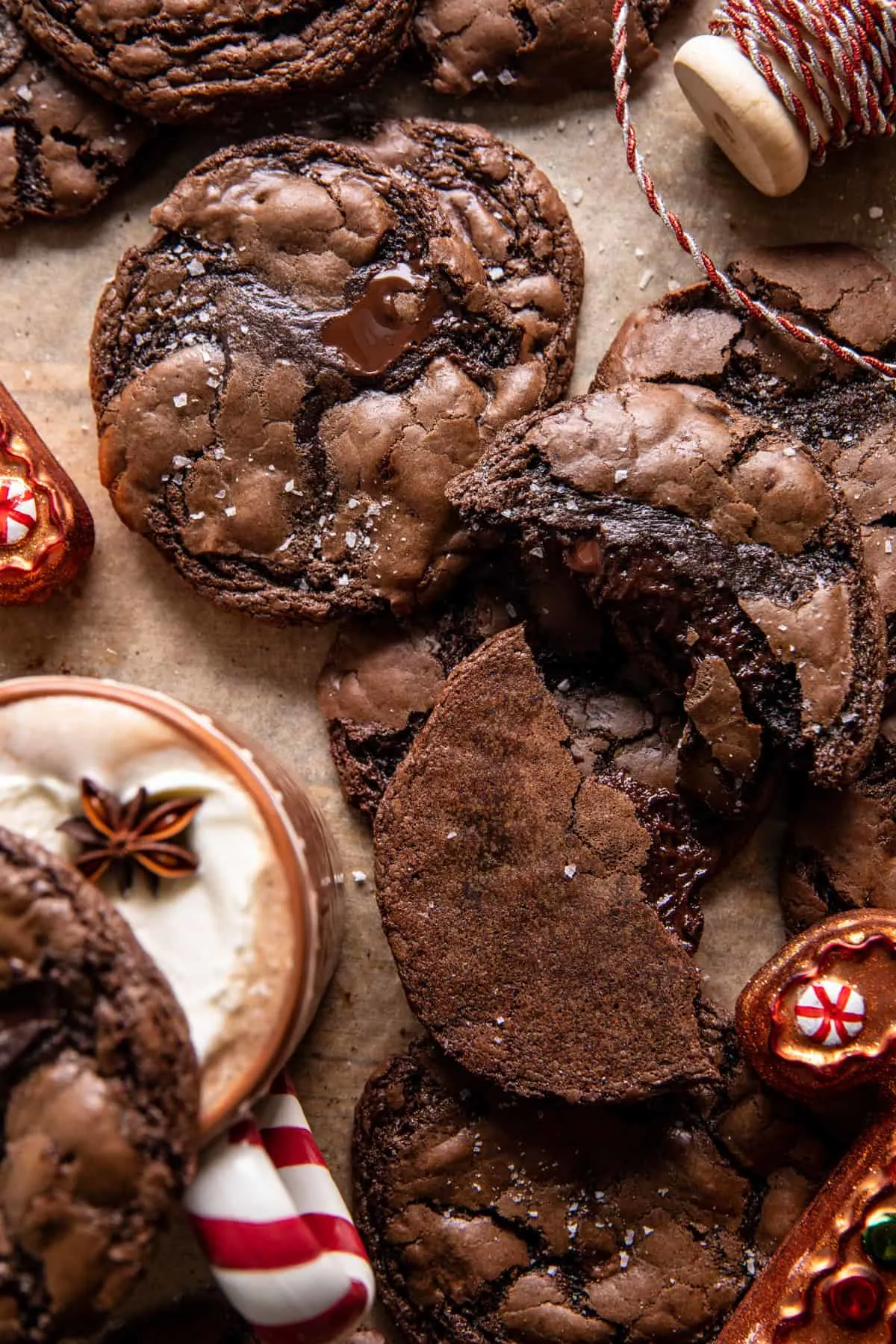 vanilla-hot-chocolate-molten-cookies