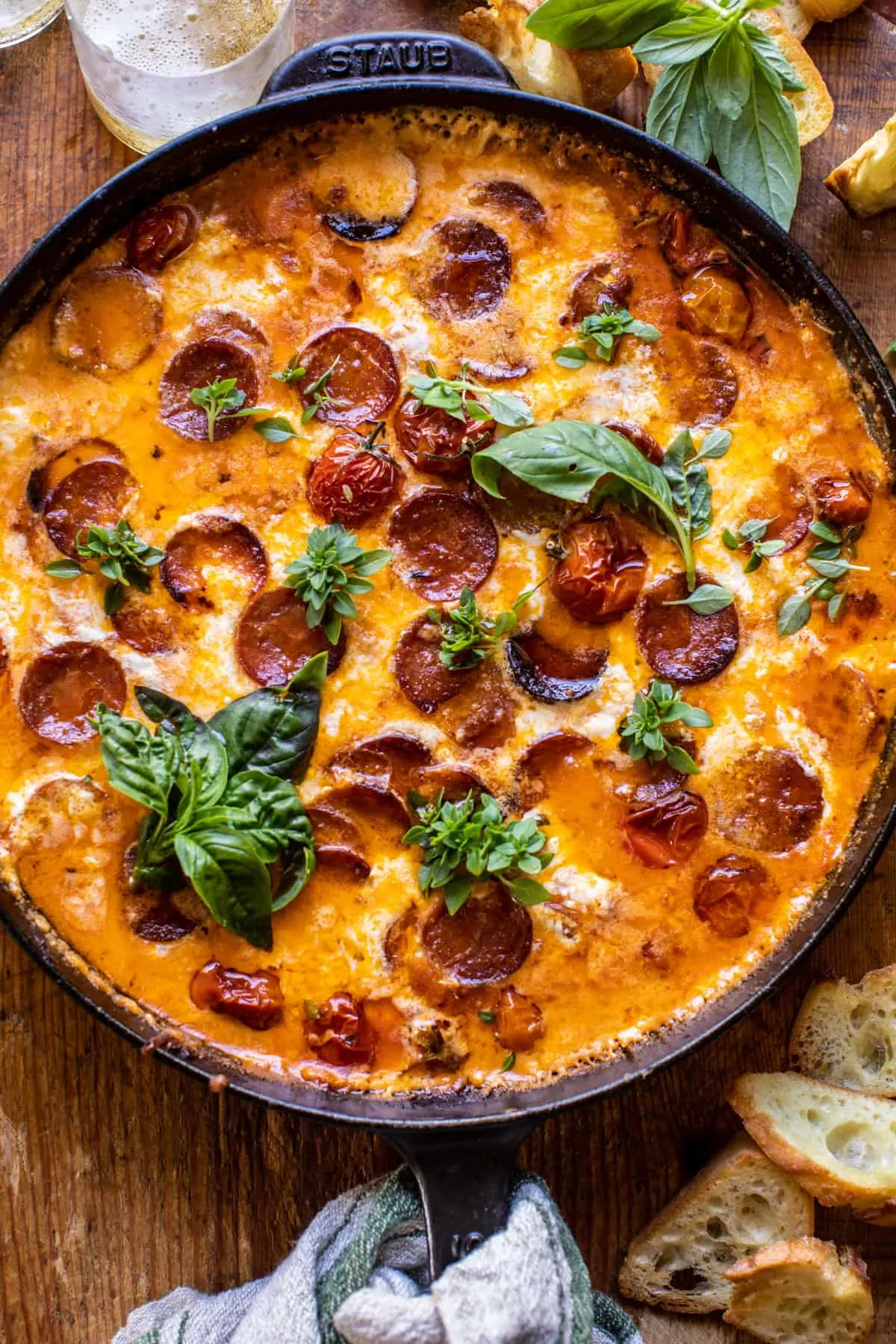 tomato-burrata-pepperoni-pizza-dip