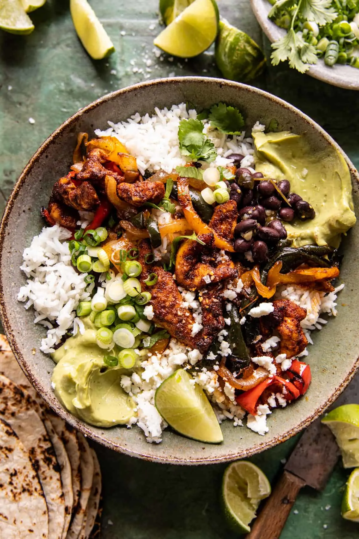 sheet-pan-poblano-chicken-fajita-bowls