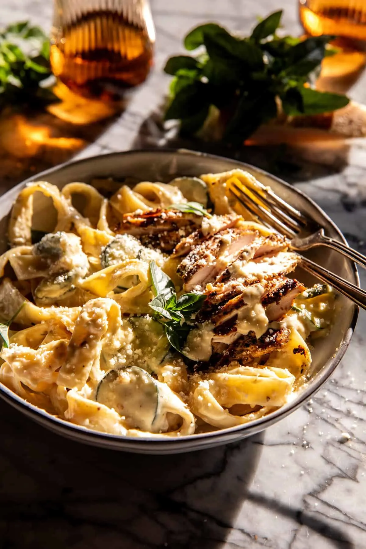 simple-chicken-zucchini-alfredo-pasta