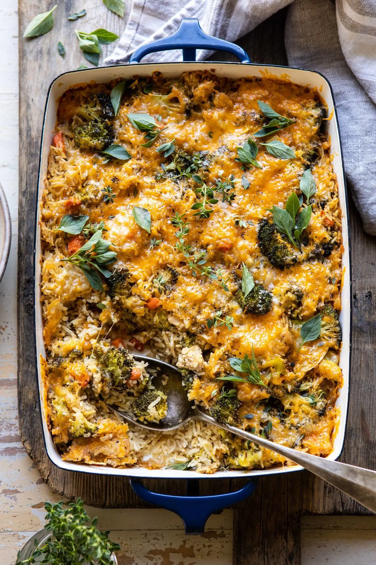 broccoli-cheddar-chicken-and-rice-casserole.