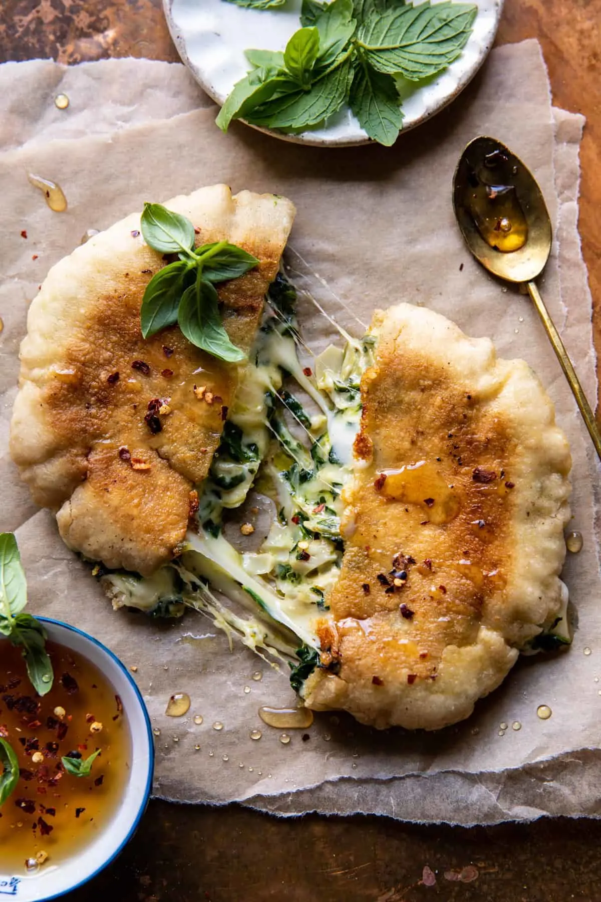 spinach-and-artichoke-pita-grilled-cheese