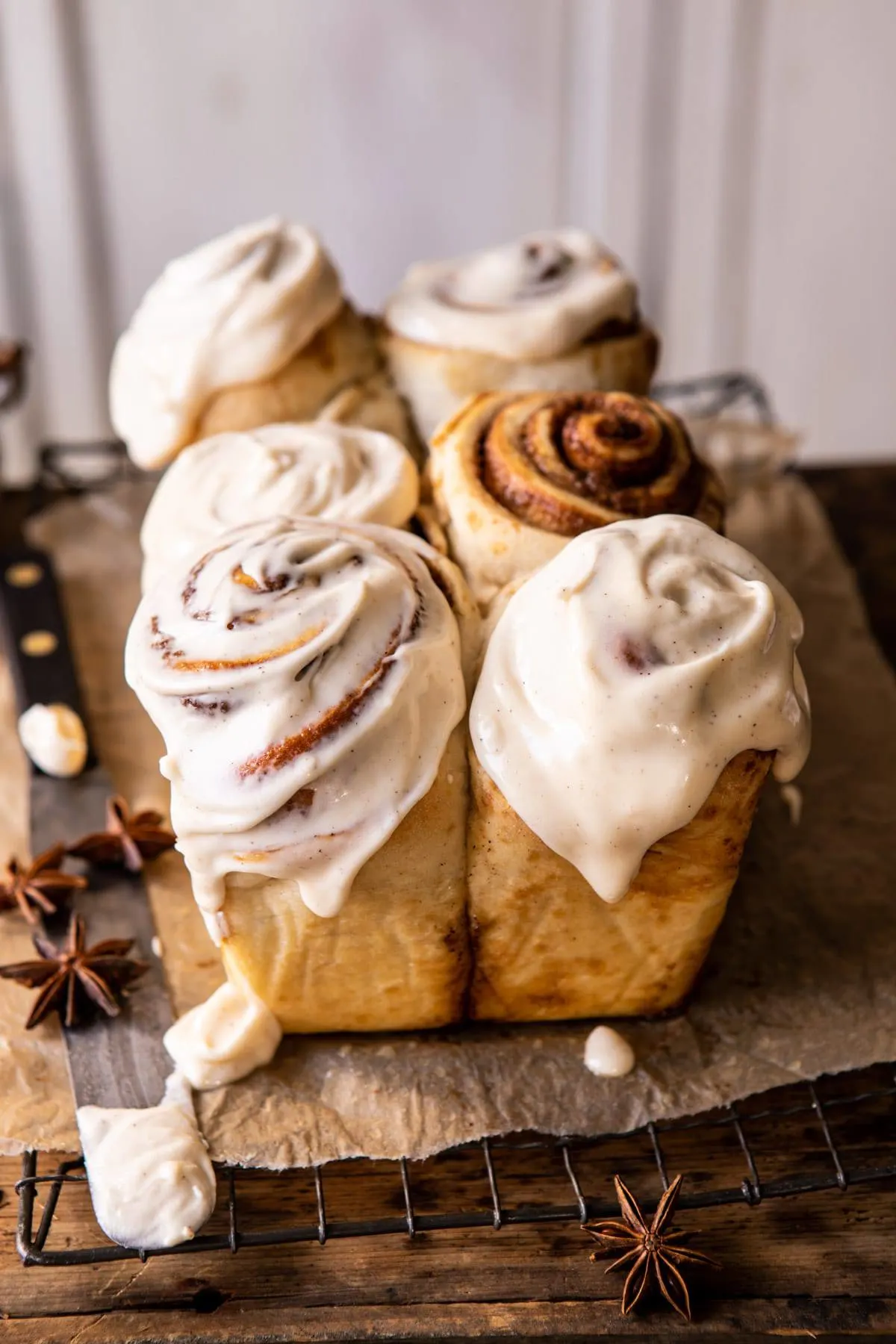 overnight-cinnamon-roll-bread-with-chai-frosting.