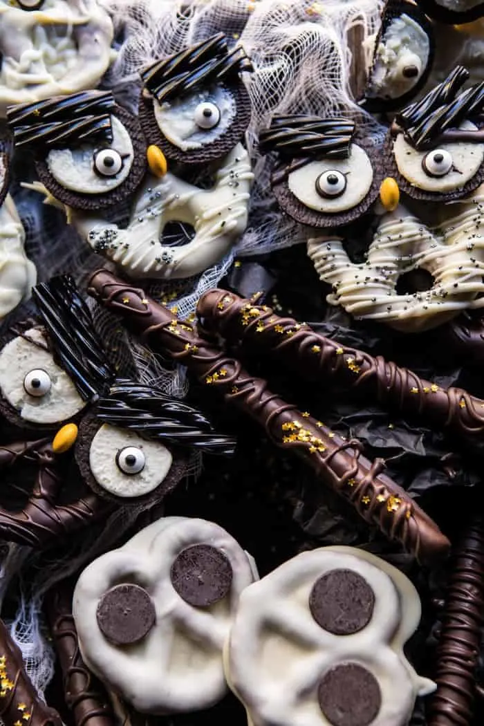 spooky-halloween-pretzels