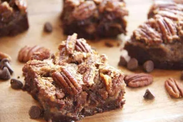 pecan-pie-brownies