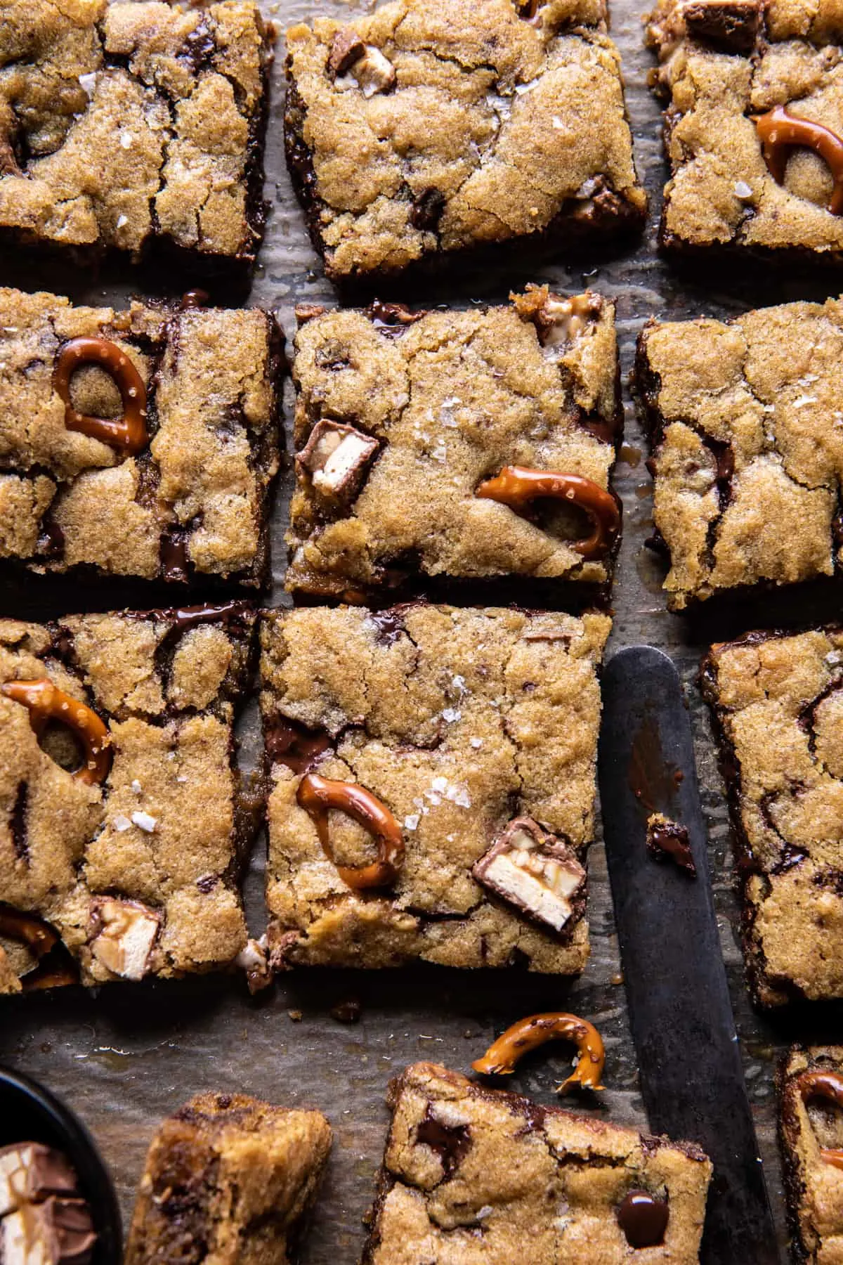 salted-pretzel-snickers-chocolate-chip-cookie-bars