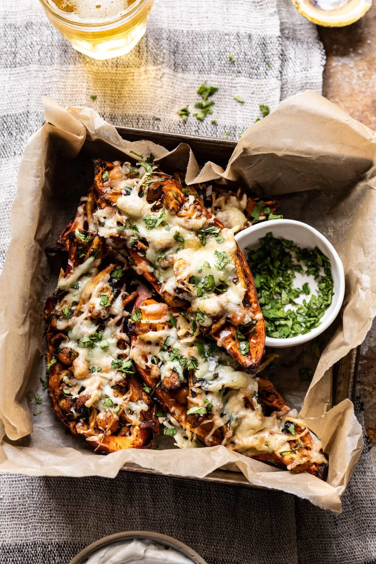 healthy-chipotle-chicken-sweet-potato-skins