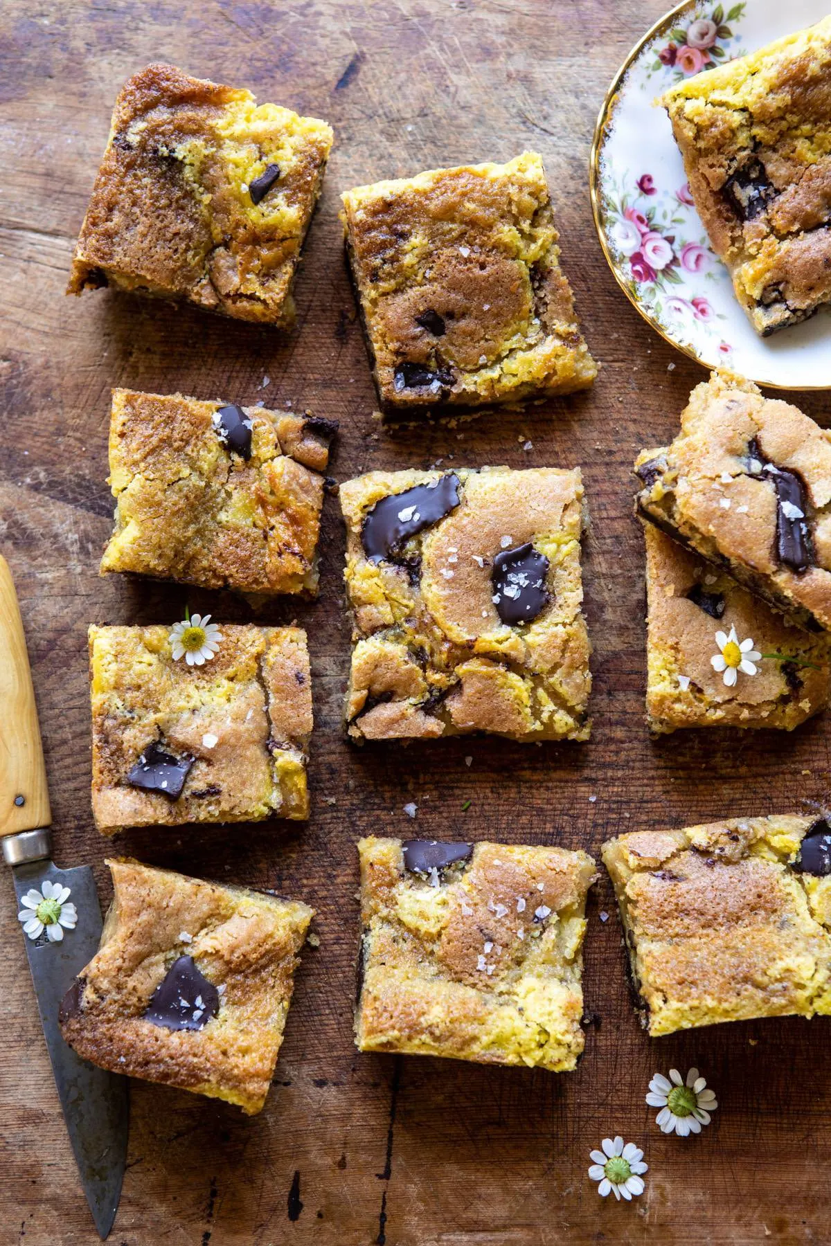 creme-fraiche-chocolate-chunk-cookie-bars