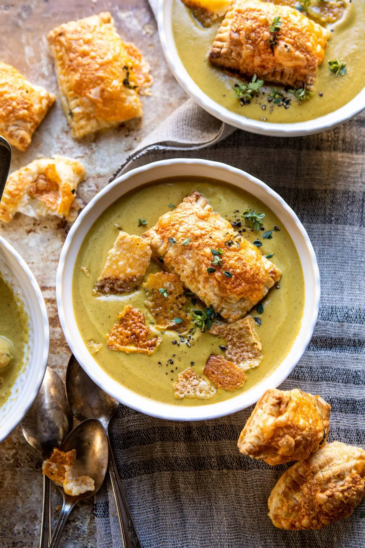 creamy-broccoli-and-butternut-squash-soup-with-cheddar-brie-pastries